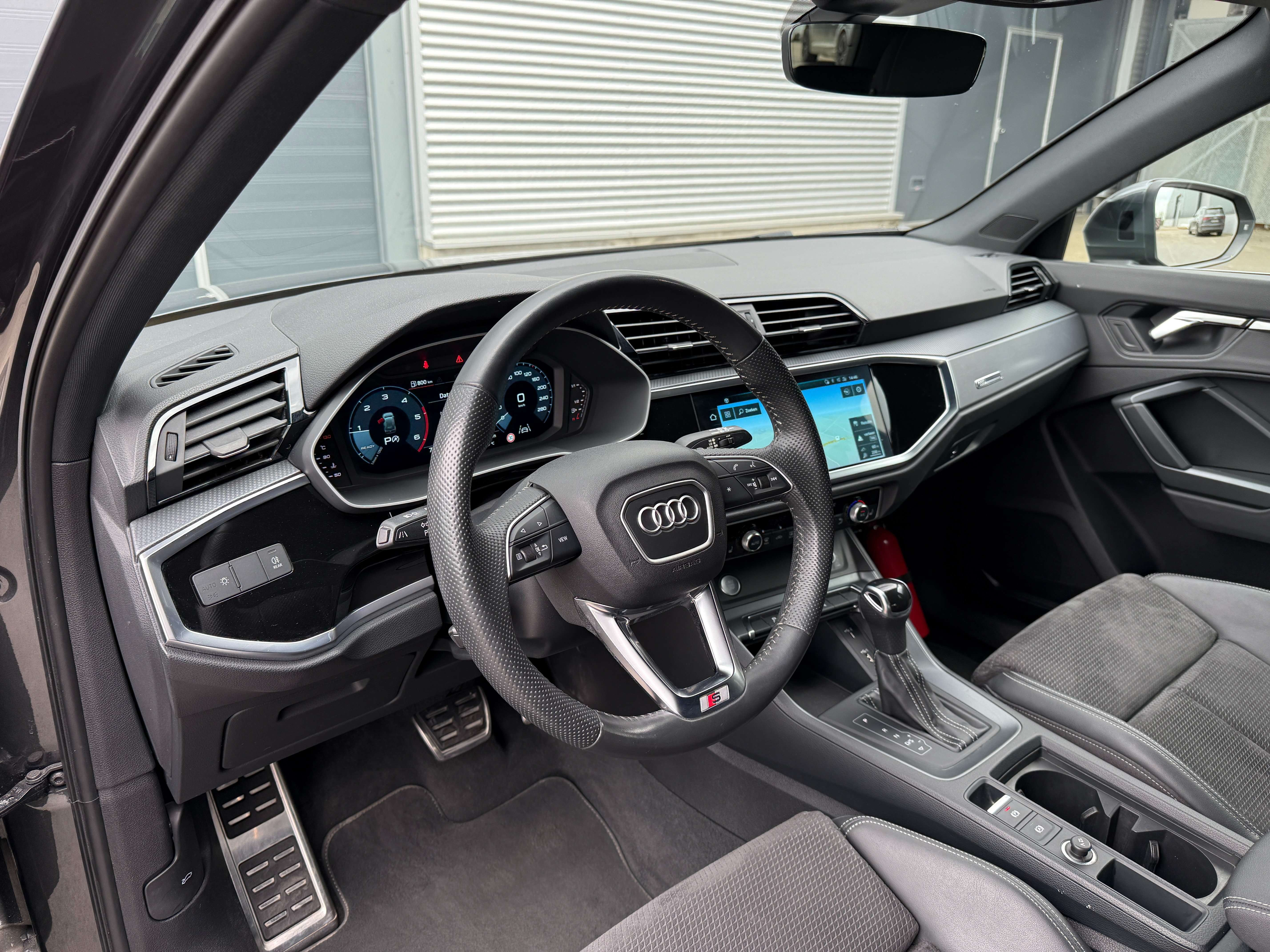 Audi Q3 35 TDi S line S-tronic *Carplay/Navi/Pdc/Alcantara Garage Planckaert