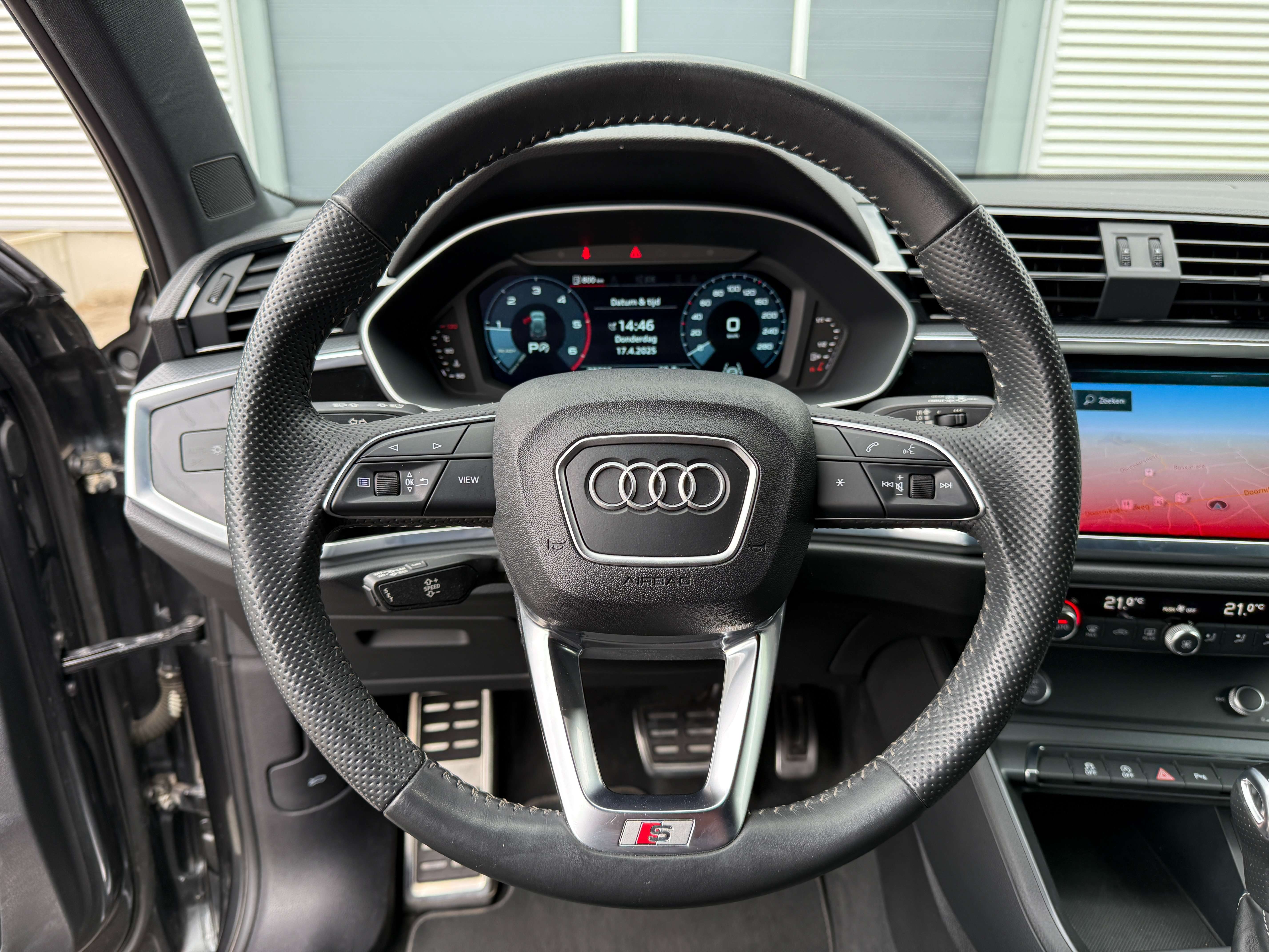 Audi Q3 35 TDi S line S-tronic *Carplay/Navi/Pdc/Alcantara Garage Planckaert