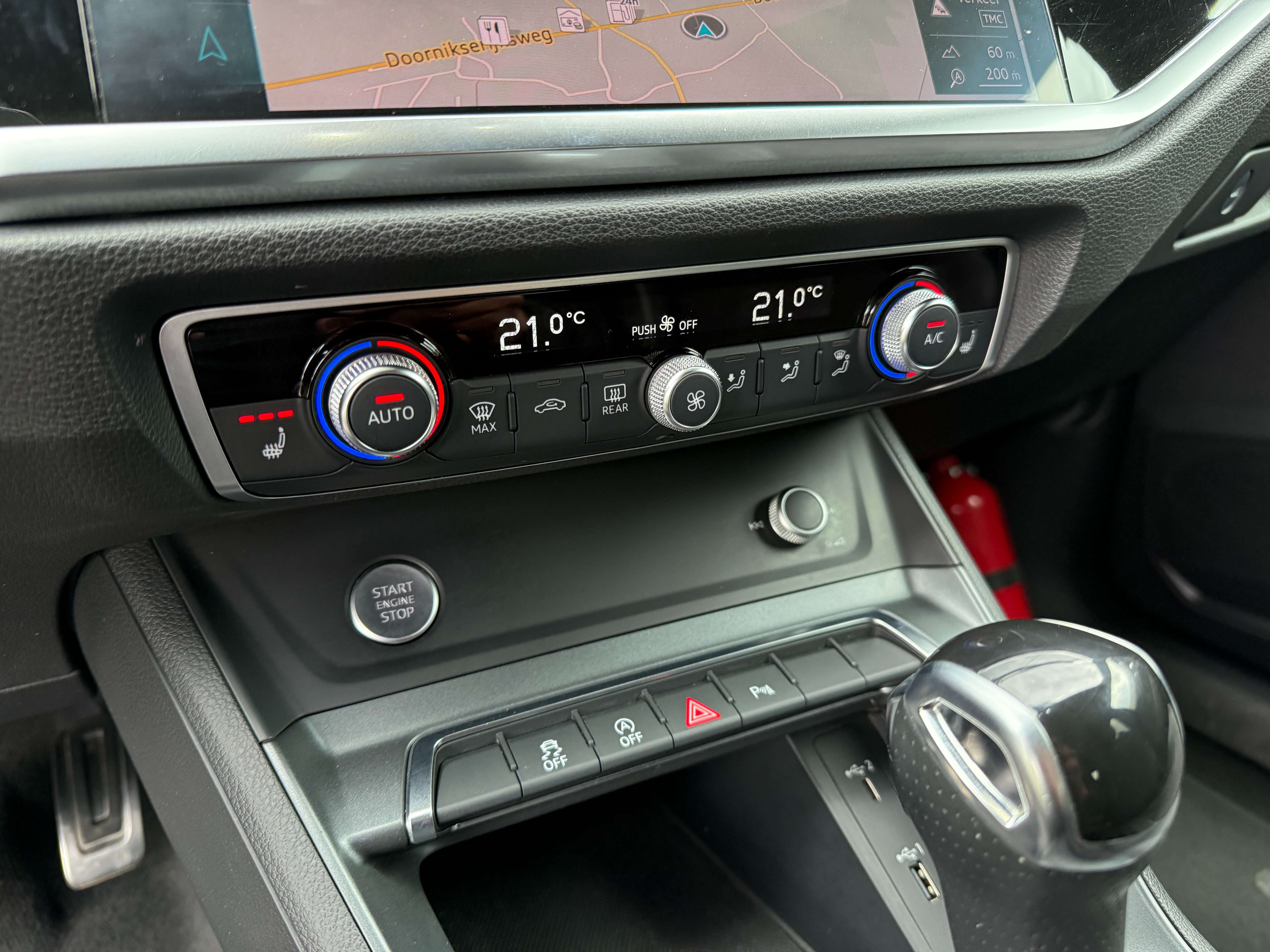 Audi Q3 35 TDi S line S-tronic *Carplay/Navi/Pdc/Alcantara Garage Planckaert