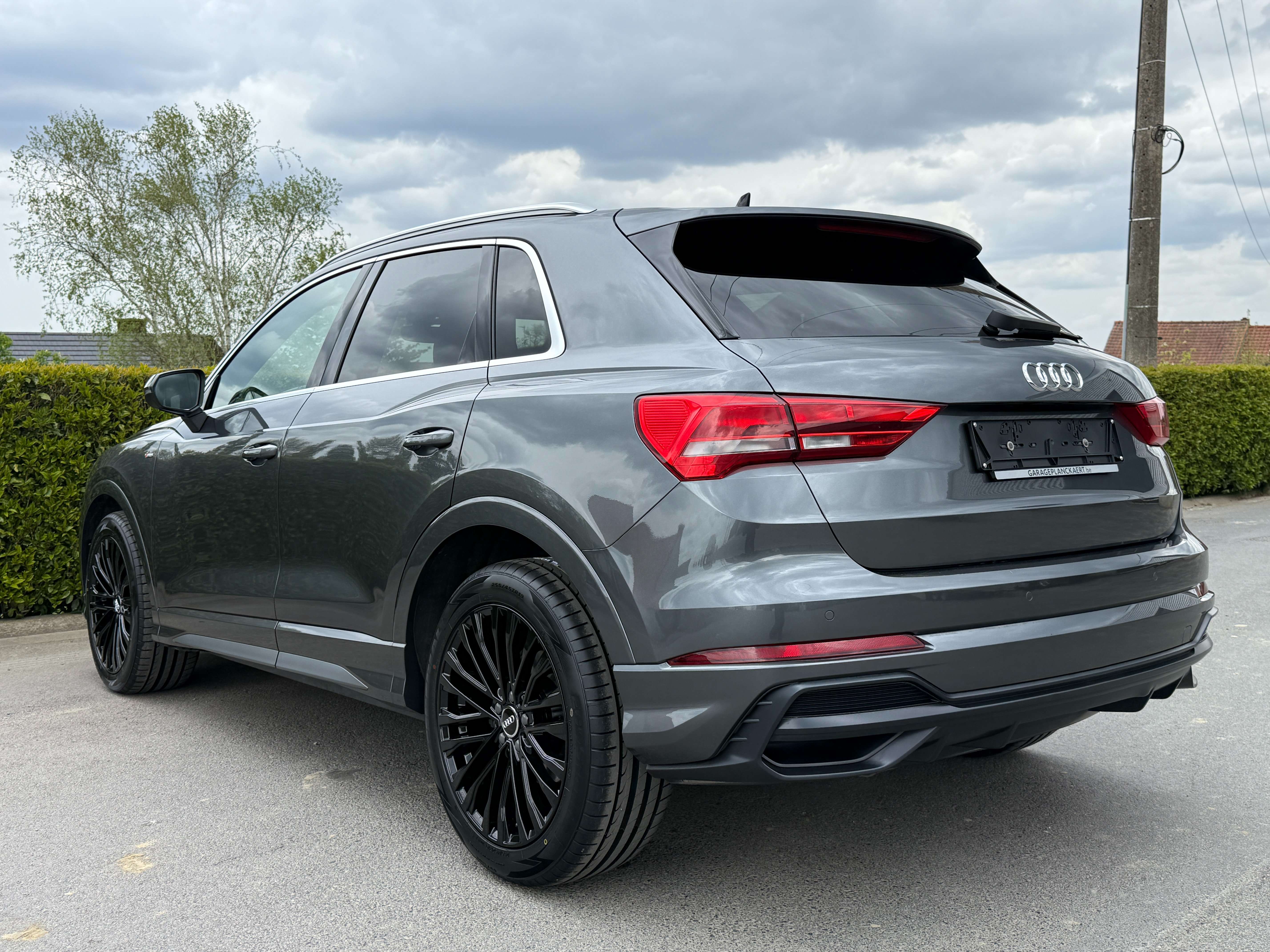 Audi Q3 35 TDi S line S-tronic *Carplay/Navi/Pdc/Alcantara Garage Planckaert
