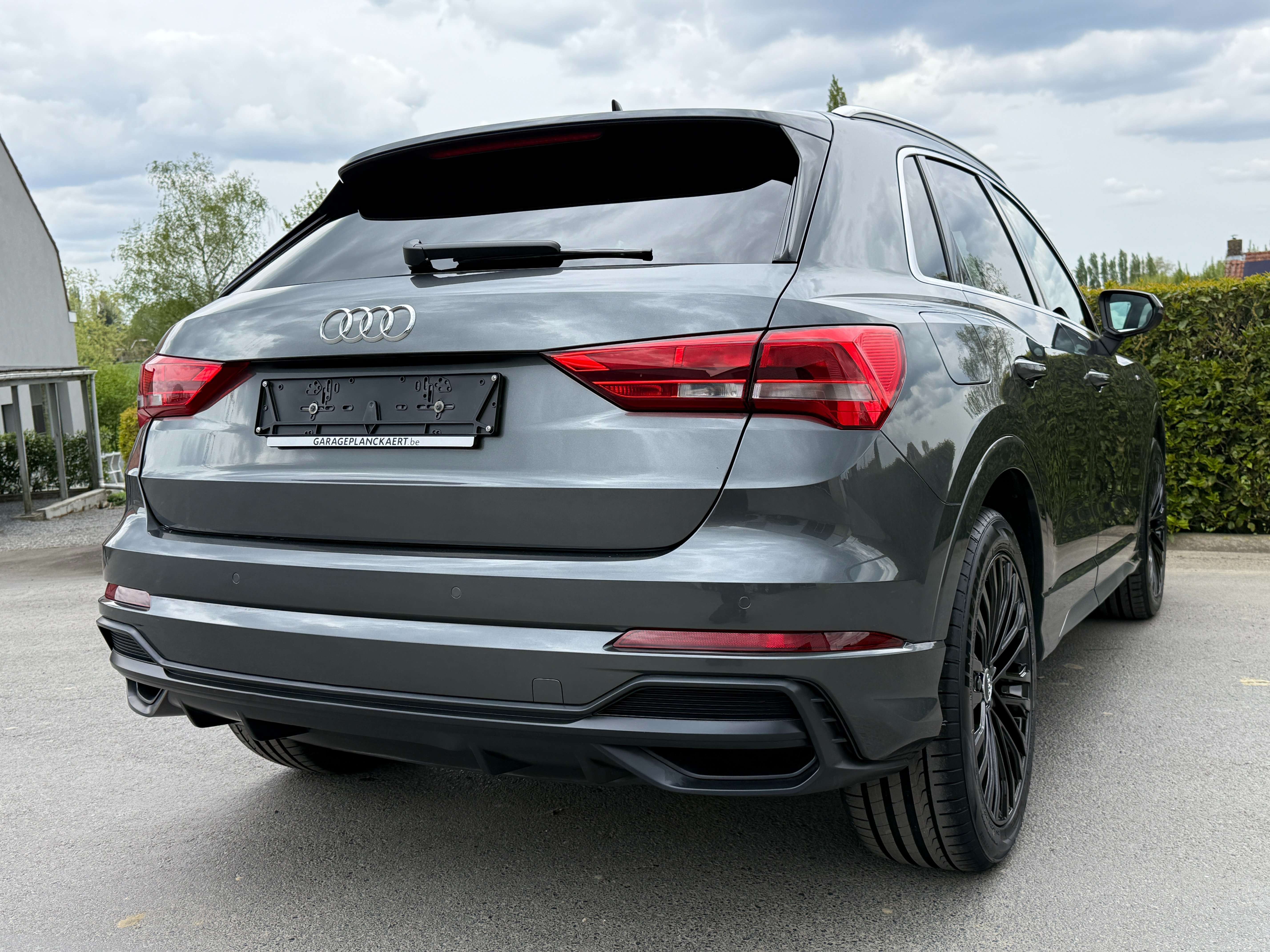 Audi Q3 35 TDi S line S-tronic *Carplay/Navi/Pdc/Alcantara Garage Planckaert
