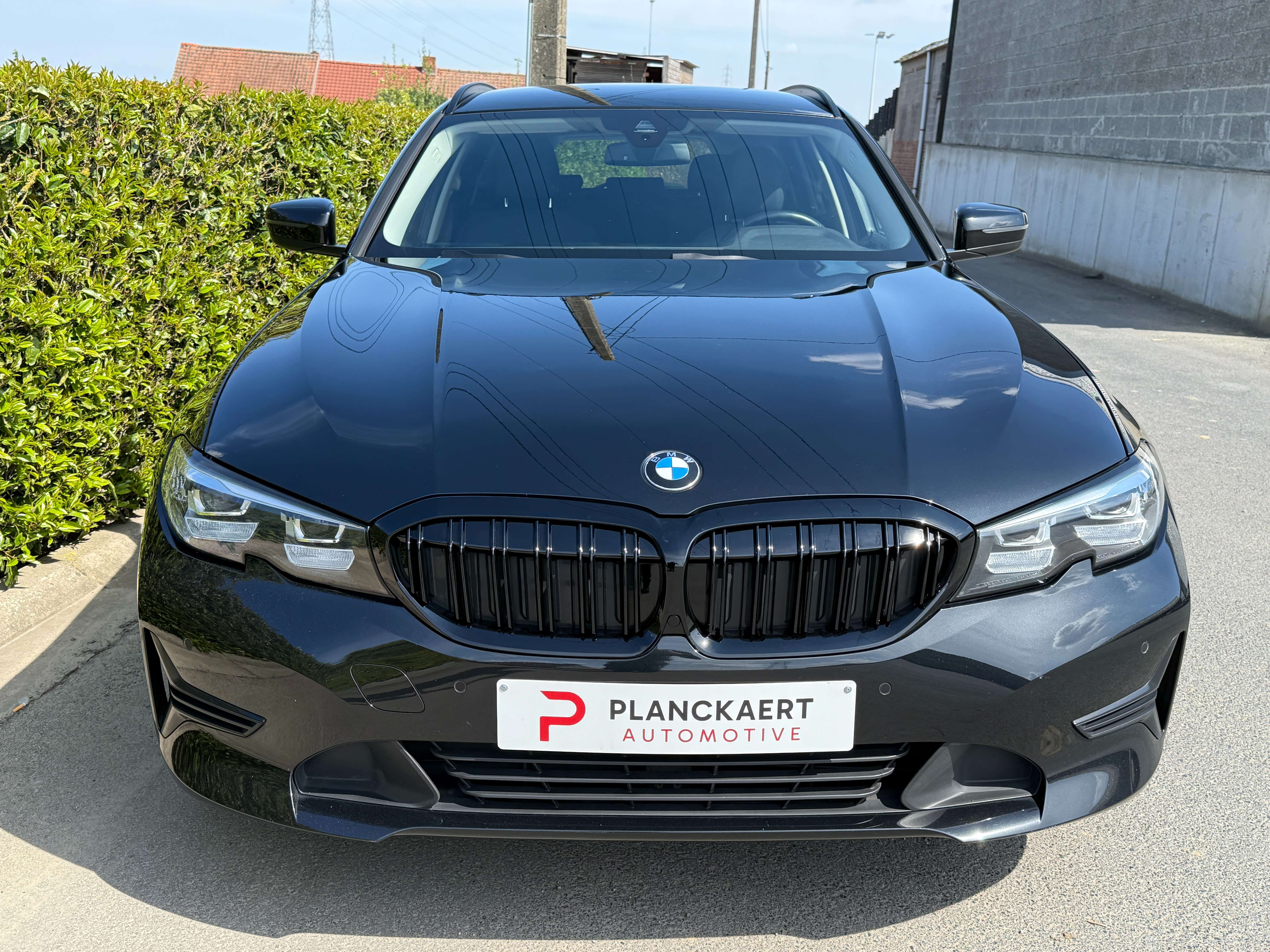 BMW 318 Touring dA MHEV *Carplay/Shadow line/Led/Leder* Garage Planckaert