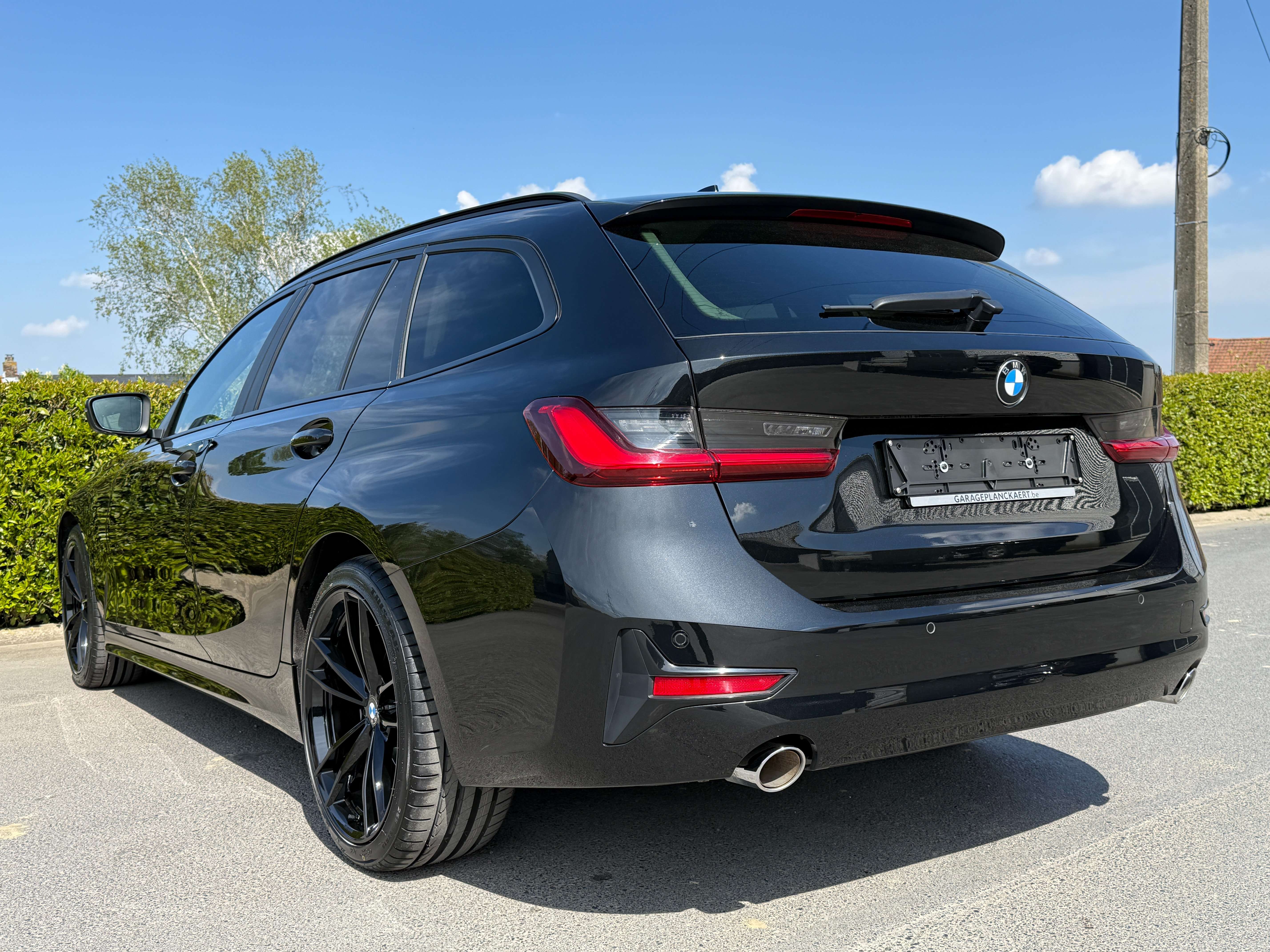 BMW 318 Touring dA MHEV *Carplay/Shadow line/Led/Leder* Garage Planckaert