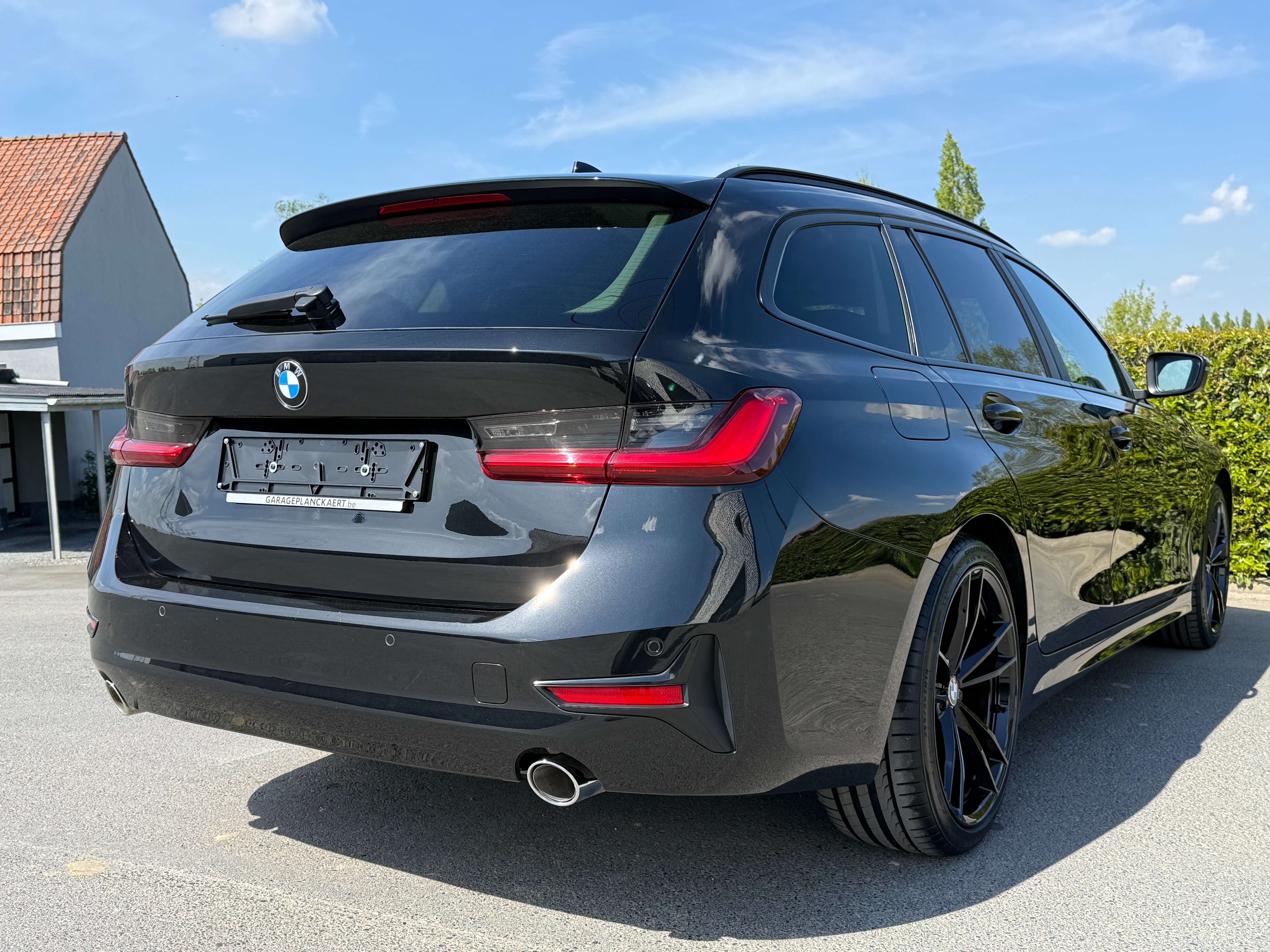 BMW 318 Touring dA MHEV *Carplay/Shadow line/Led/Leder* Garage Planckaert