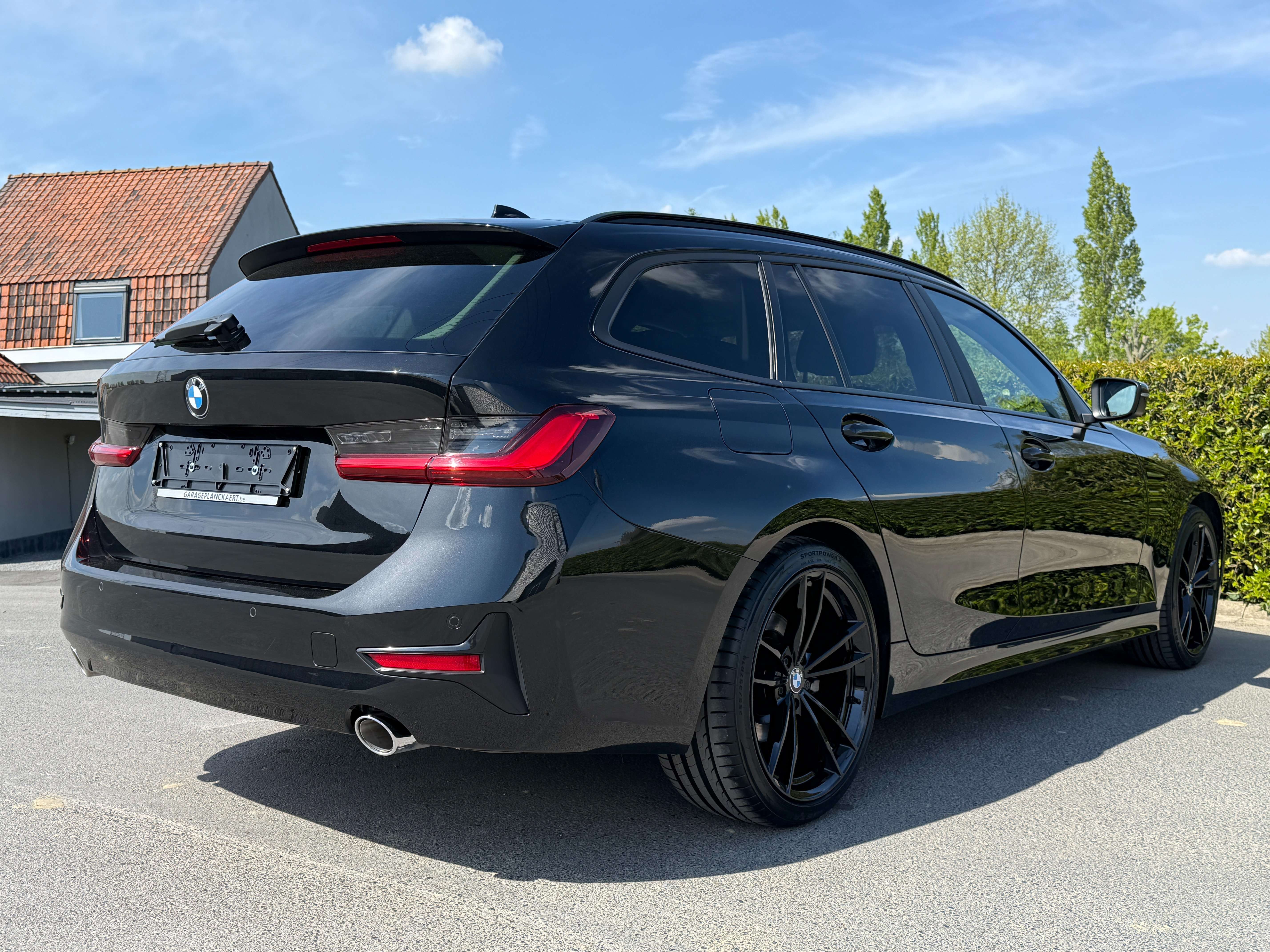 BMW 318 Touring dA MHEV *Carplay/Shadow line/Led/Leder* Garage Planckaert
