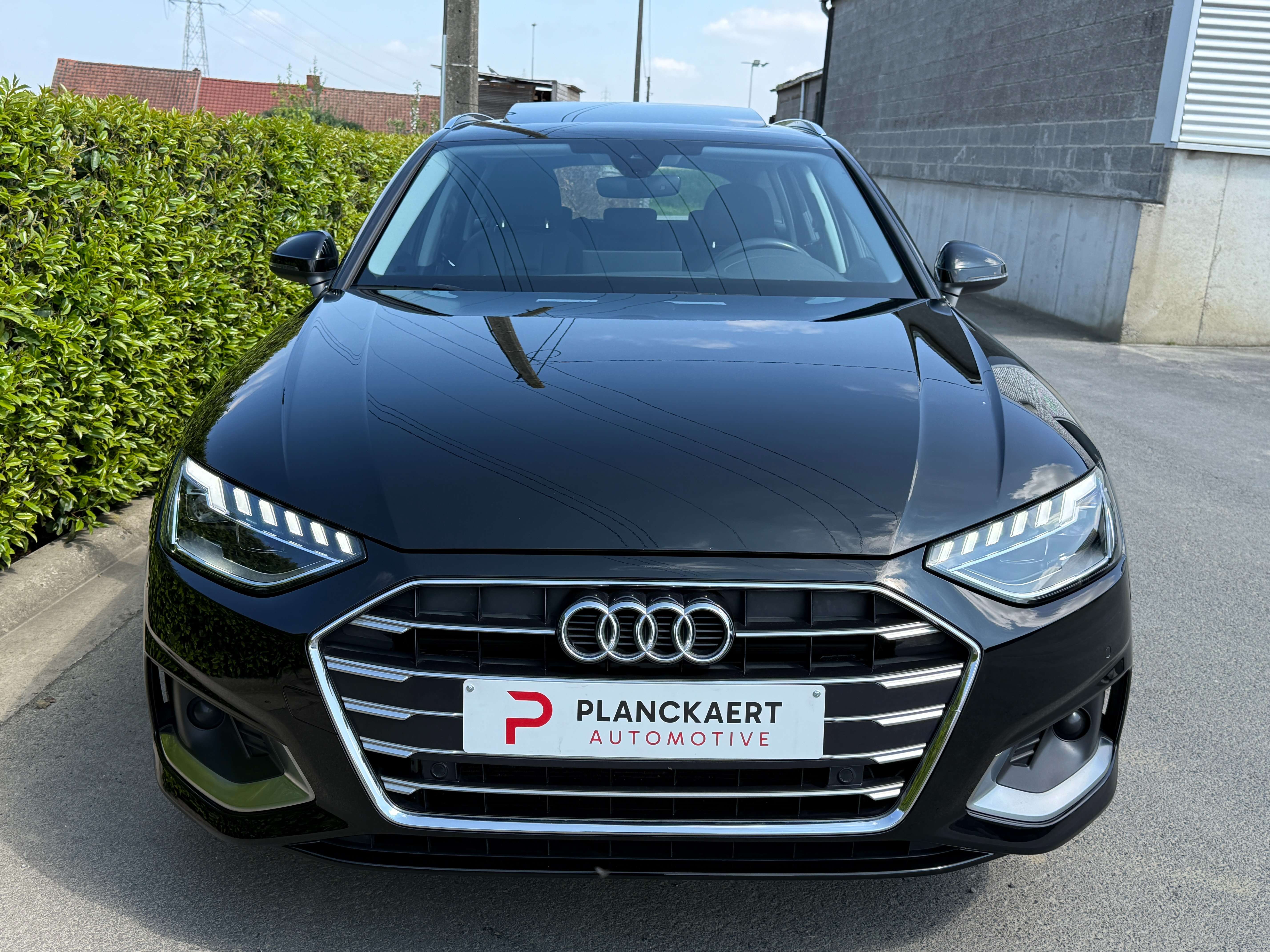 Audi A4 Avant 30 TDi *Carplay/Pano dak/Leder/Pdc/Camera* Garage Planckaert