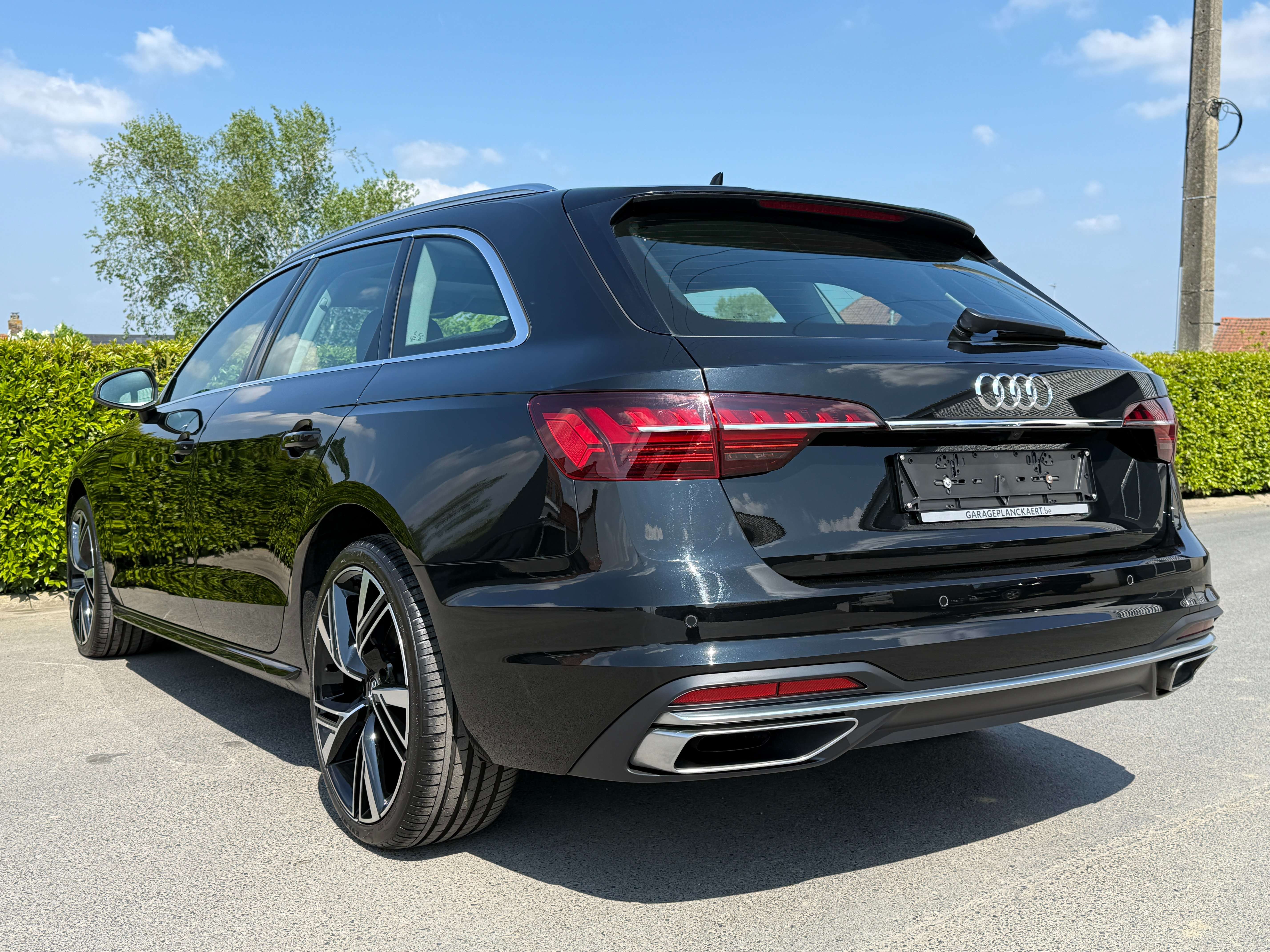 Audi A4 Avant 30 TDi *Carplay/Pano dak/Leder/Pdc/Camera* Garage Planckaert