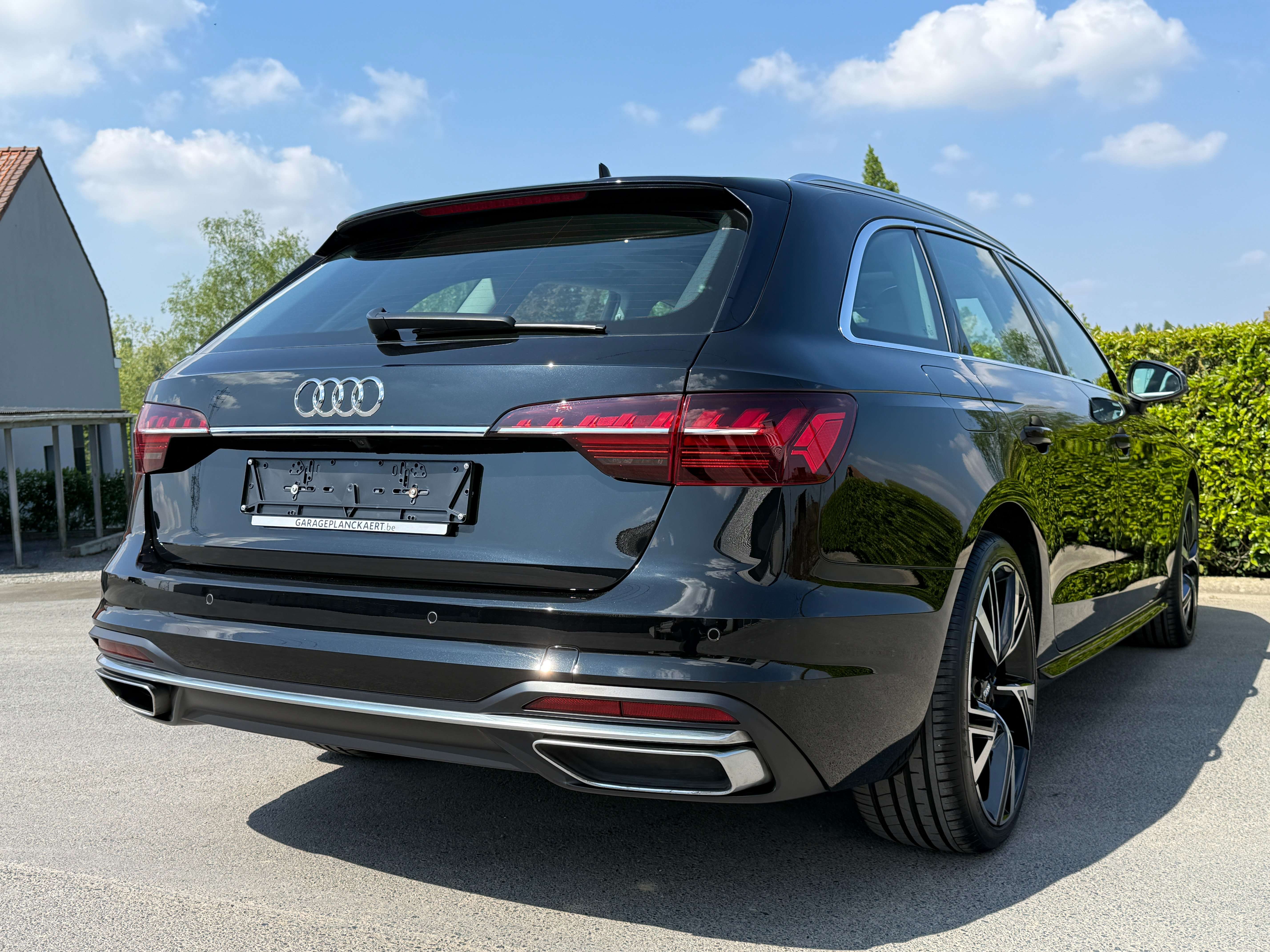 Audi A4 Avant 30 TDi *Carplay/Pano dak/Leder/Pdc/Camera* Garage Planckaert