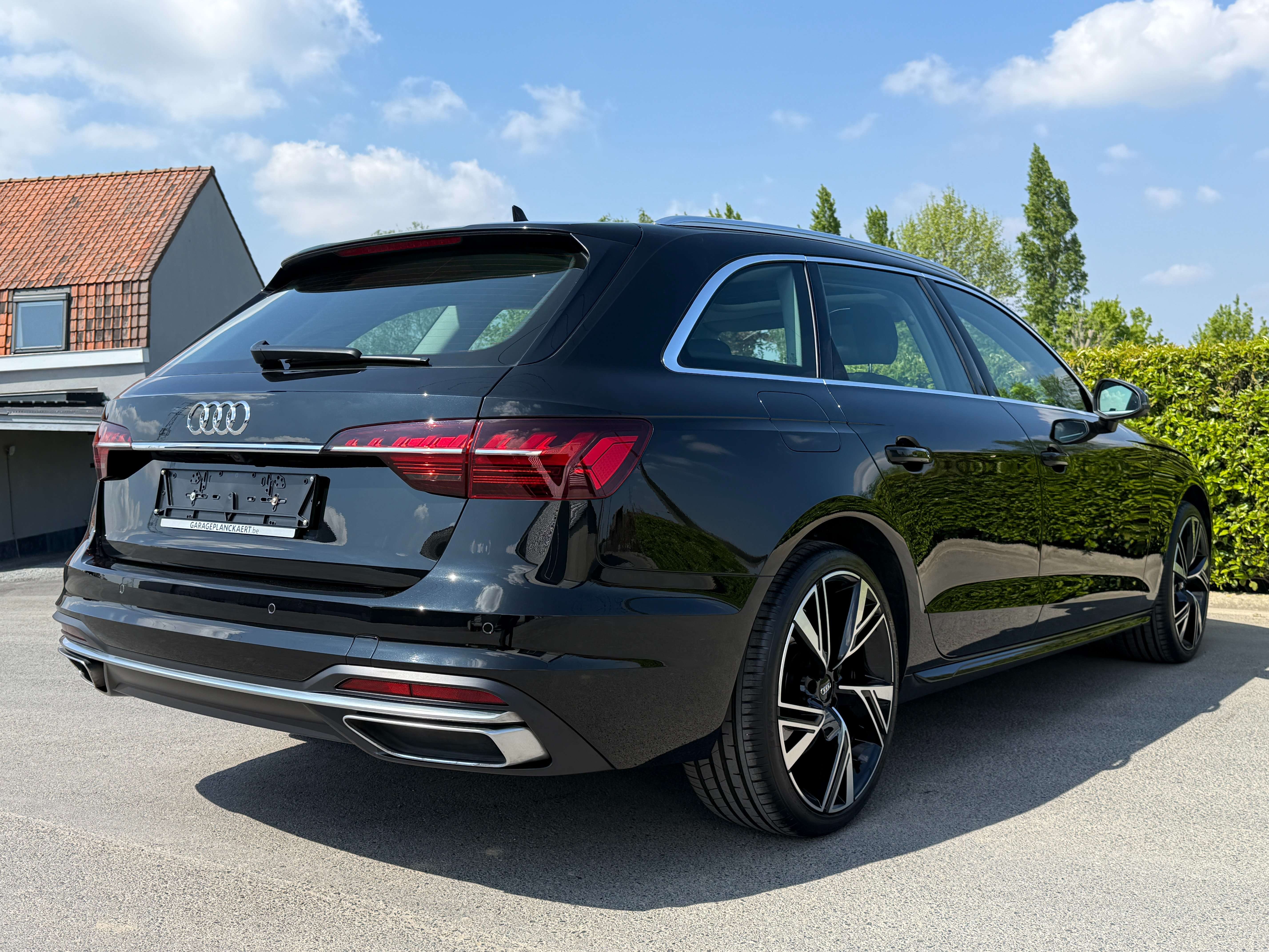 Audi A4 Avant 30 TDi *Carplay/Pano dak/Leder/Pdc/Camera* Garage Planckaert
