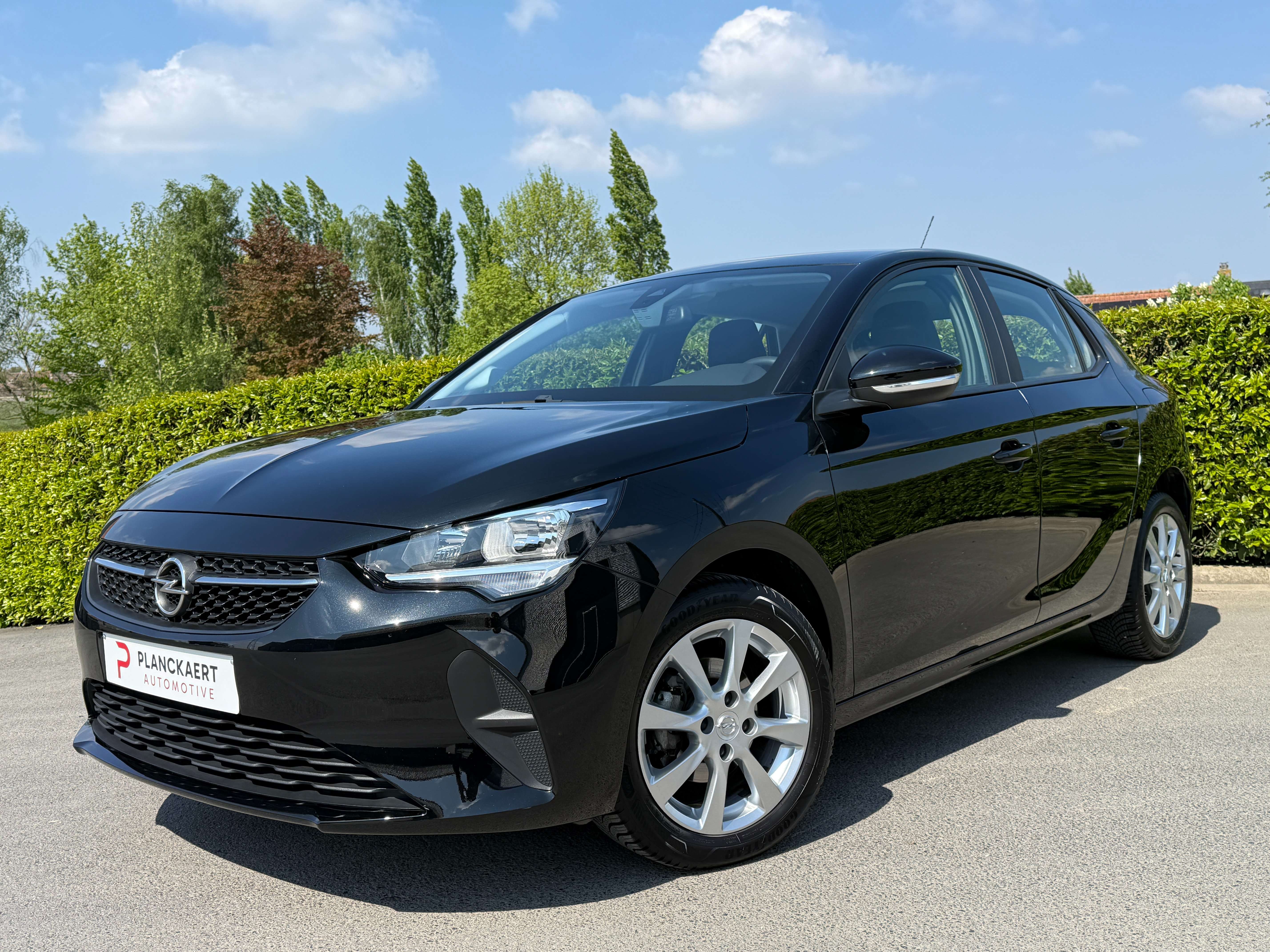 Opel Corsa 1.2i Benzine *Carplay/Pdc/Navigatie/Bleutooth* Garage Planckaert