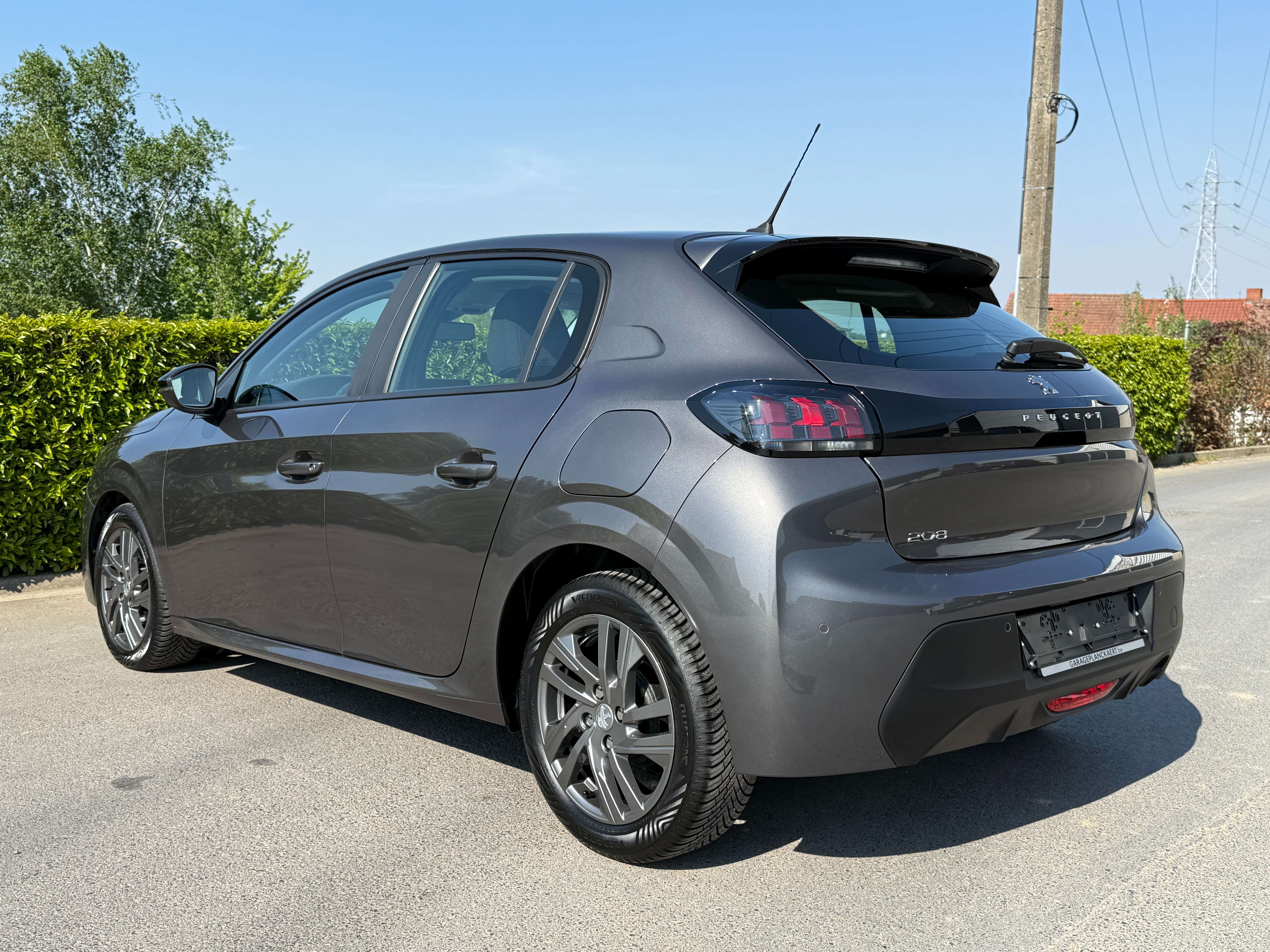 Peugeot 208 1.2i Benzine *Carplay/Pdc/Navi/Bluetooth/Alu/Airco Garage Planckaert
