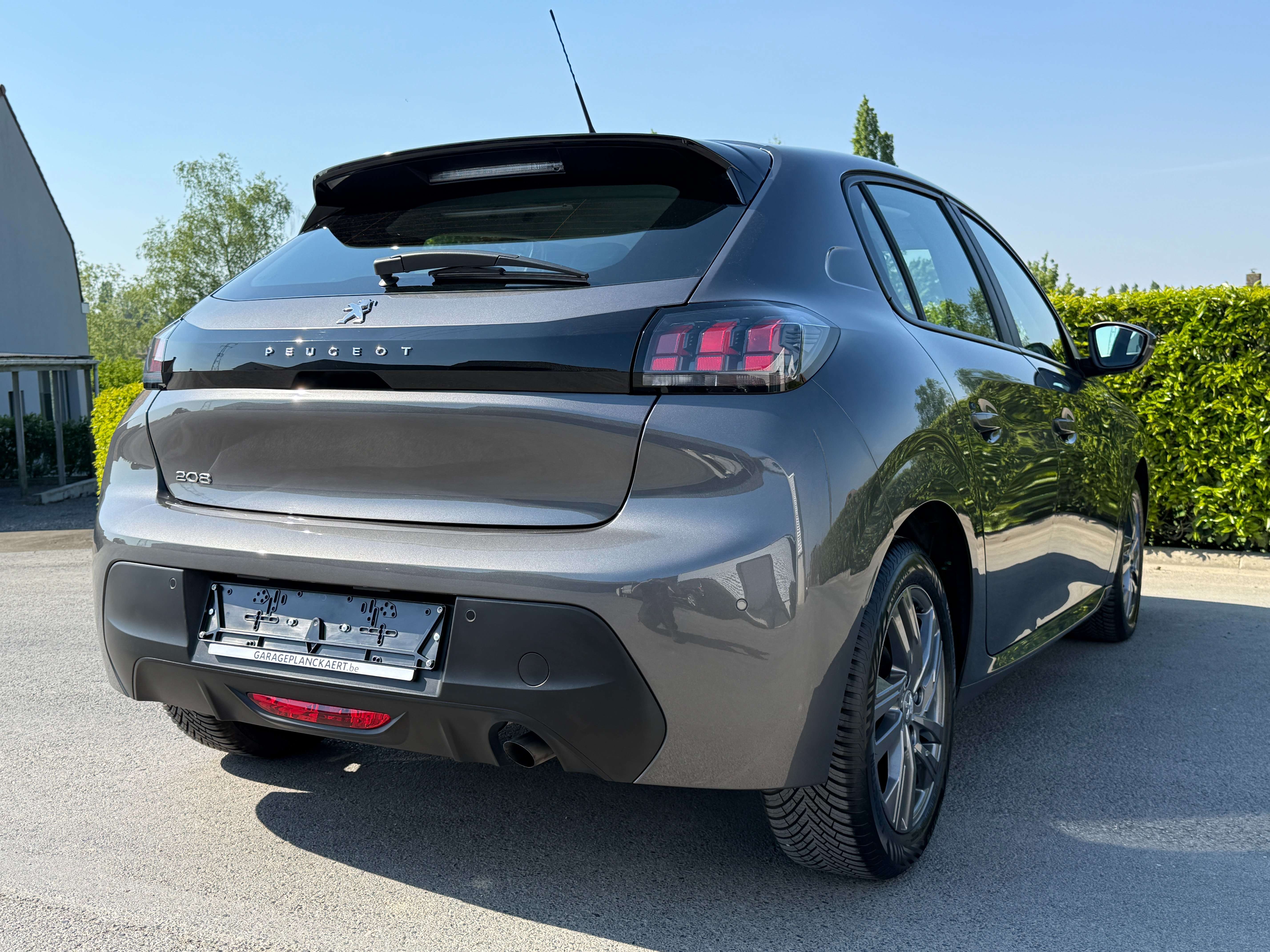 Peugeot 208 1.2i Benzine *Carplay/Pdc/Navi/Bluetooth/Alu/Airco Garage Planckaert