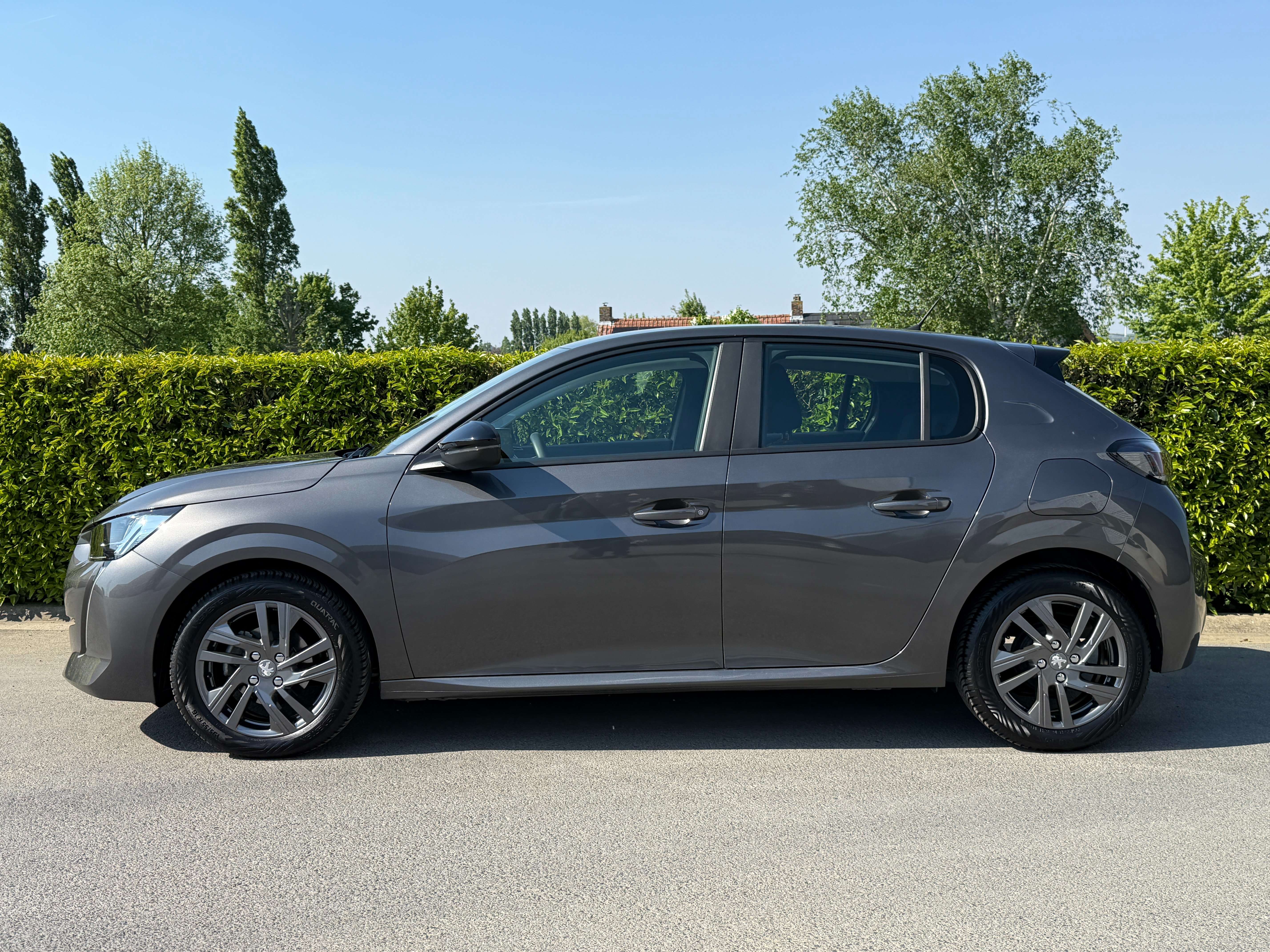 Peugeot 208 1.2i Benzine *Carplay/Pdc/Navi/Bluetooth/Alu/Airco Garage Planckaert