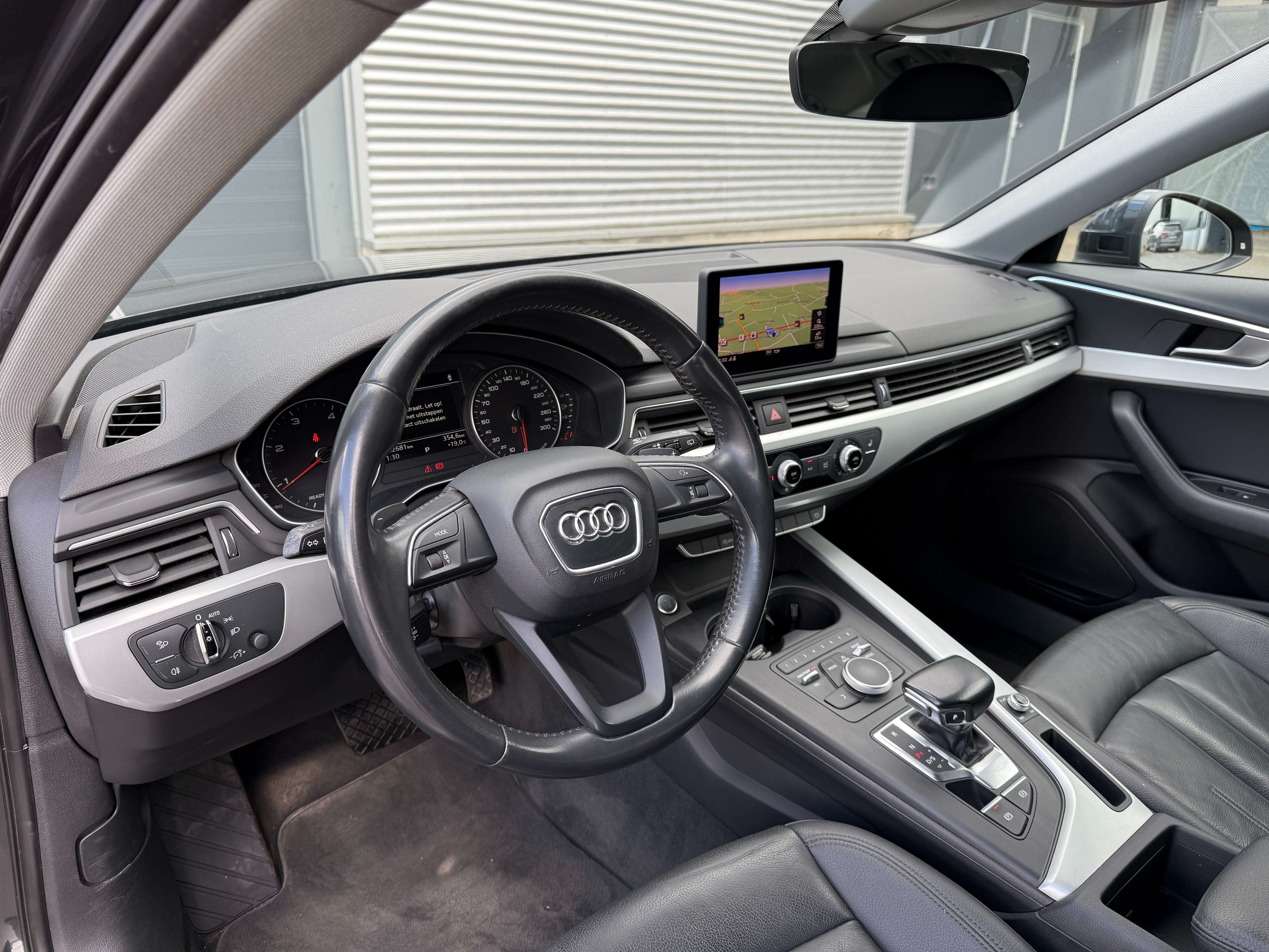 Audi A4 Avant 2.0 TDi ultra *Pdc/Camera/Leder/Led/Navi* Garage Planckaert