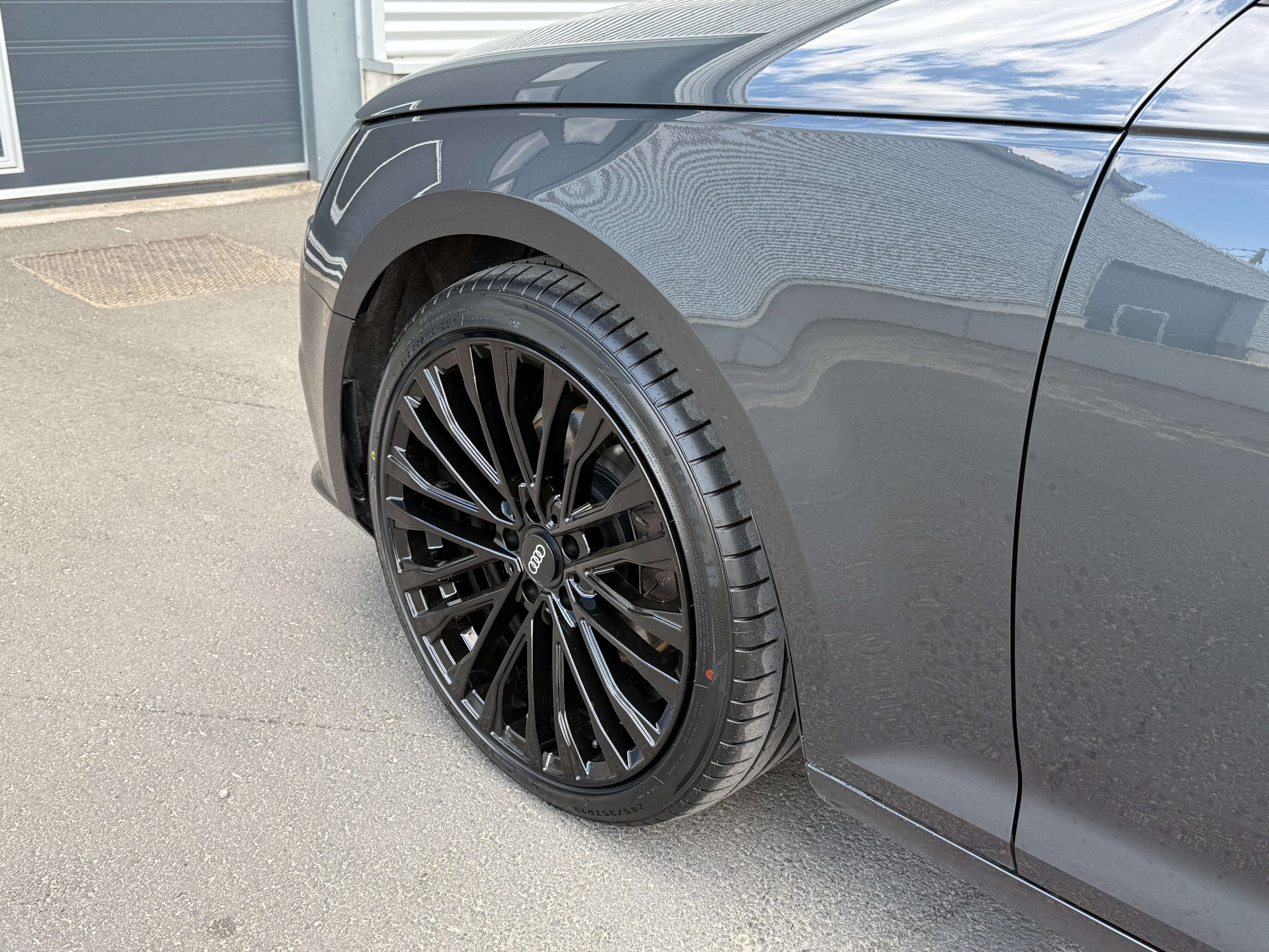 Audi A4 Avant 2.0 TDi ultra *Pdc/Camera/Leder/Led/Navi* Garage Planckaert