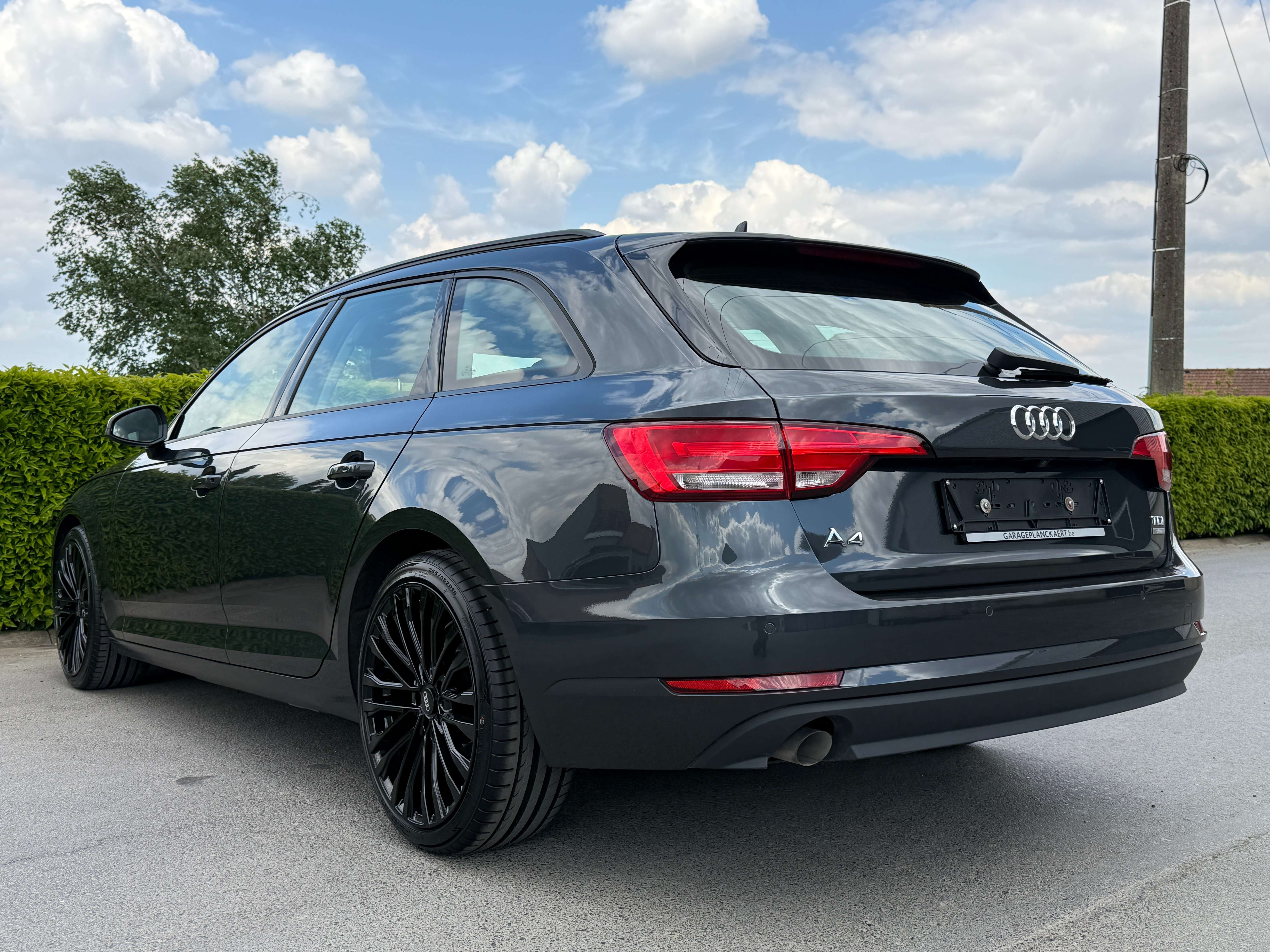 Audi A4 Avant 2.0 TDi ultra *Pdc/Camera/Leder/Led/Navi* Garage Planckaert