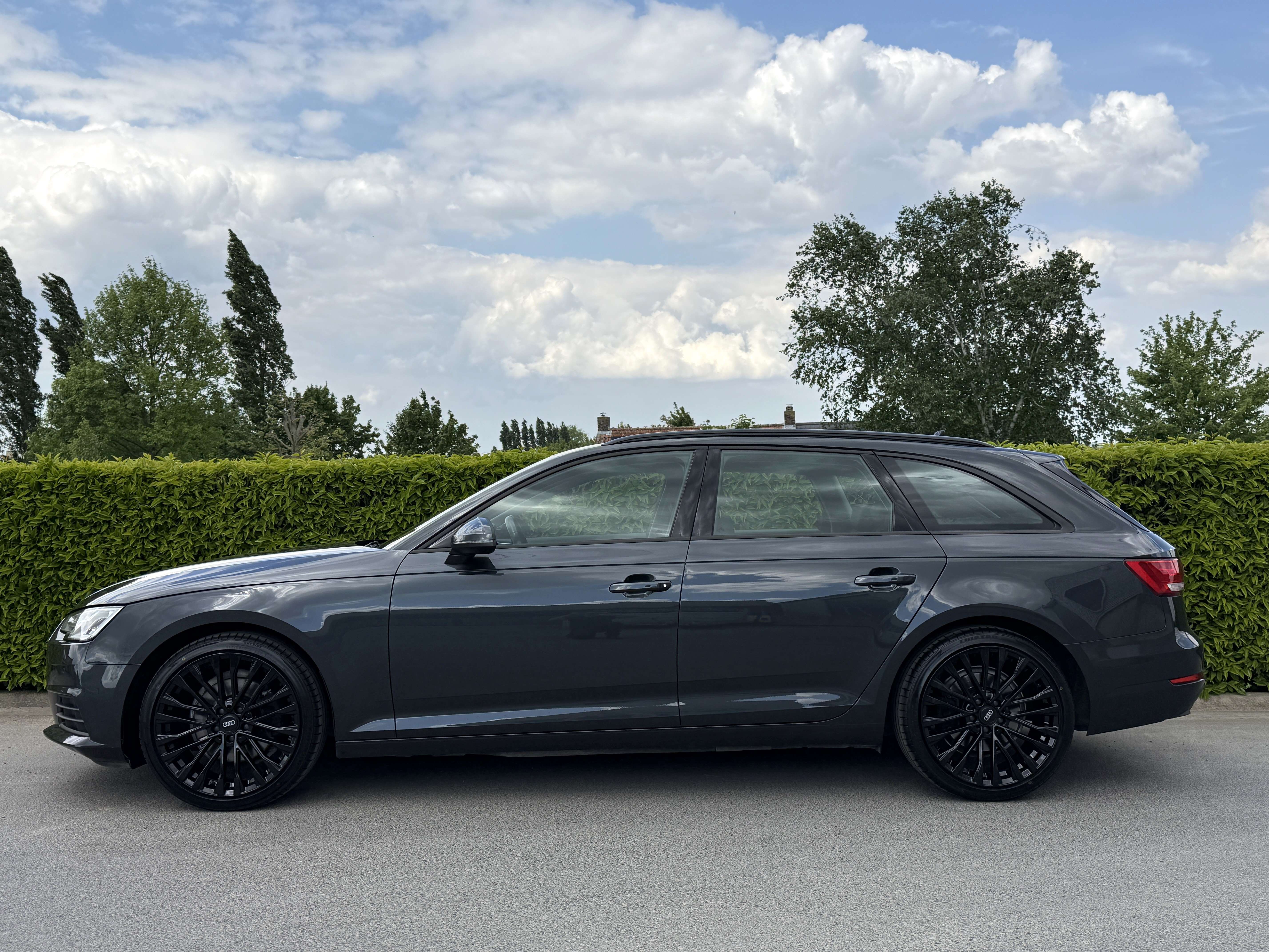Audi A4 Avant 2.0 TDi ultra *Pdc/Camera/Leder/Led/Navi* Garage Planckaert