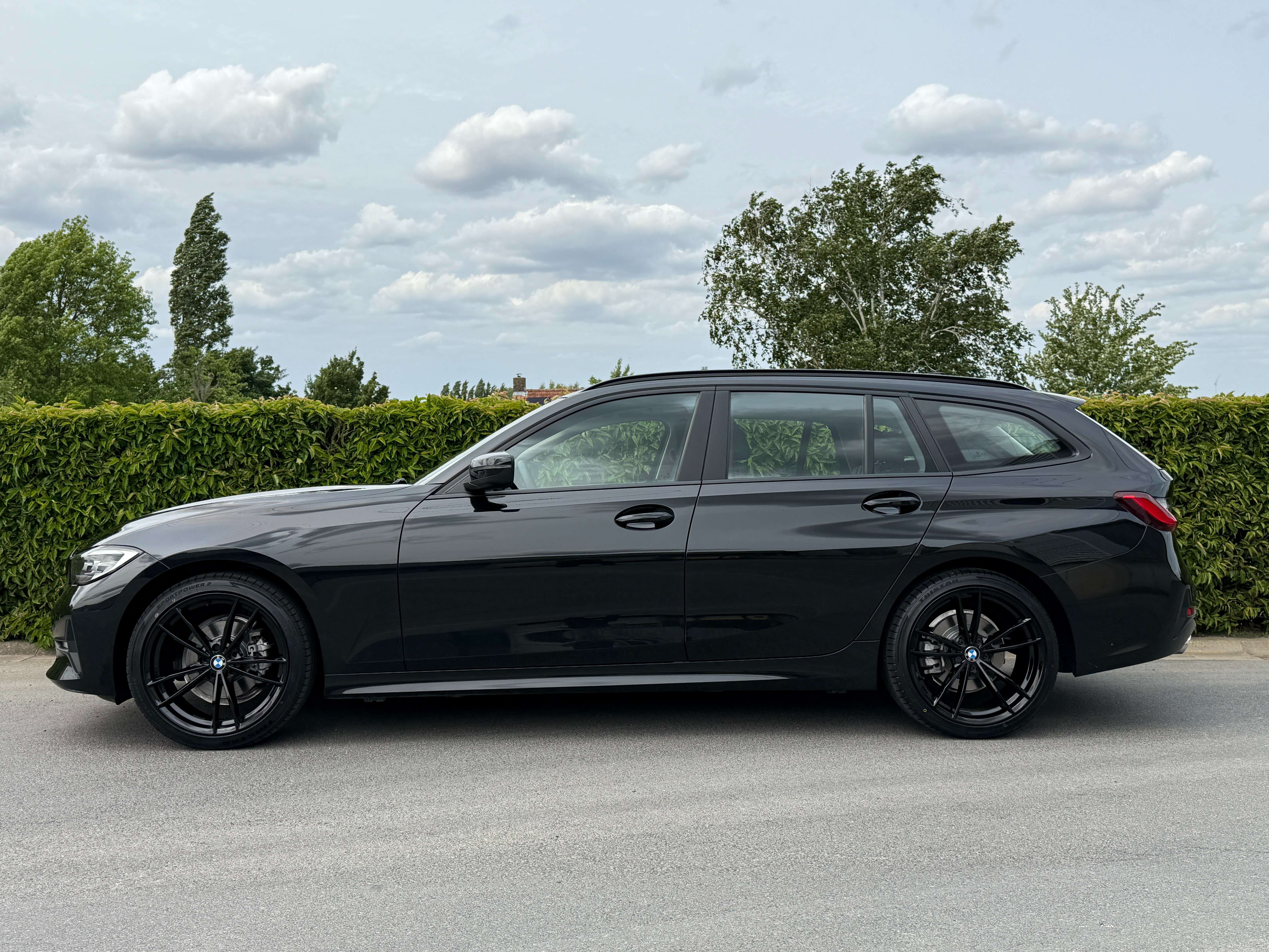 BMW 318 Touring dA MHEV *Carplay/Shadow line/Led/Leder* Garage Planckaert
