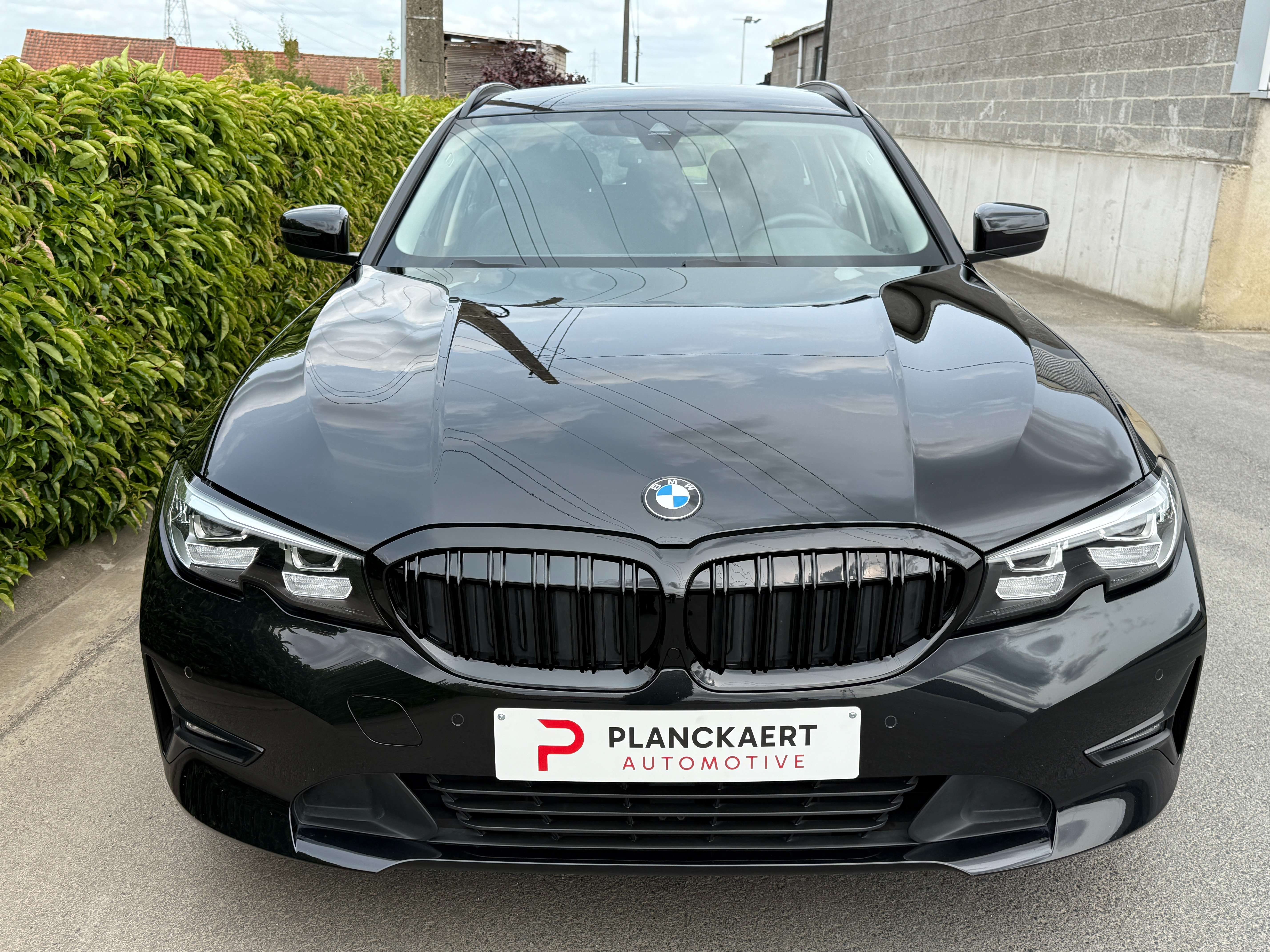 BMW 318 Touring dA MHEV *Carplay/Shadow line/Led/Leder* Garage Planckaert