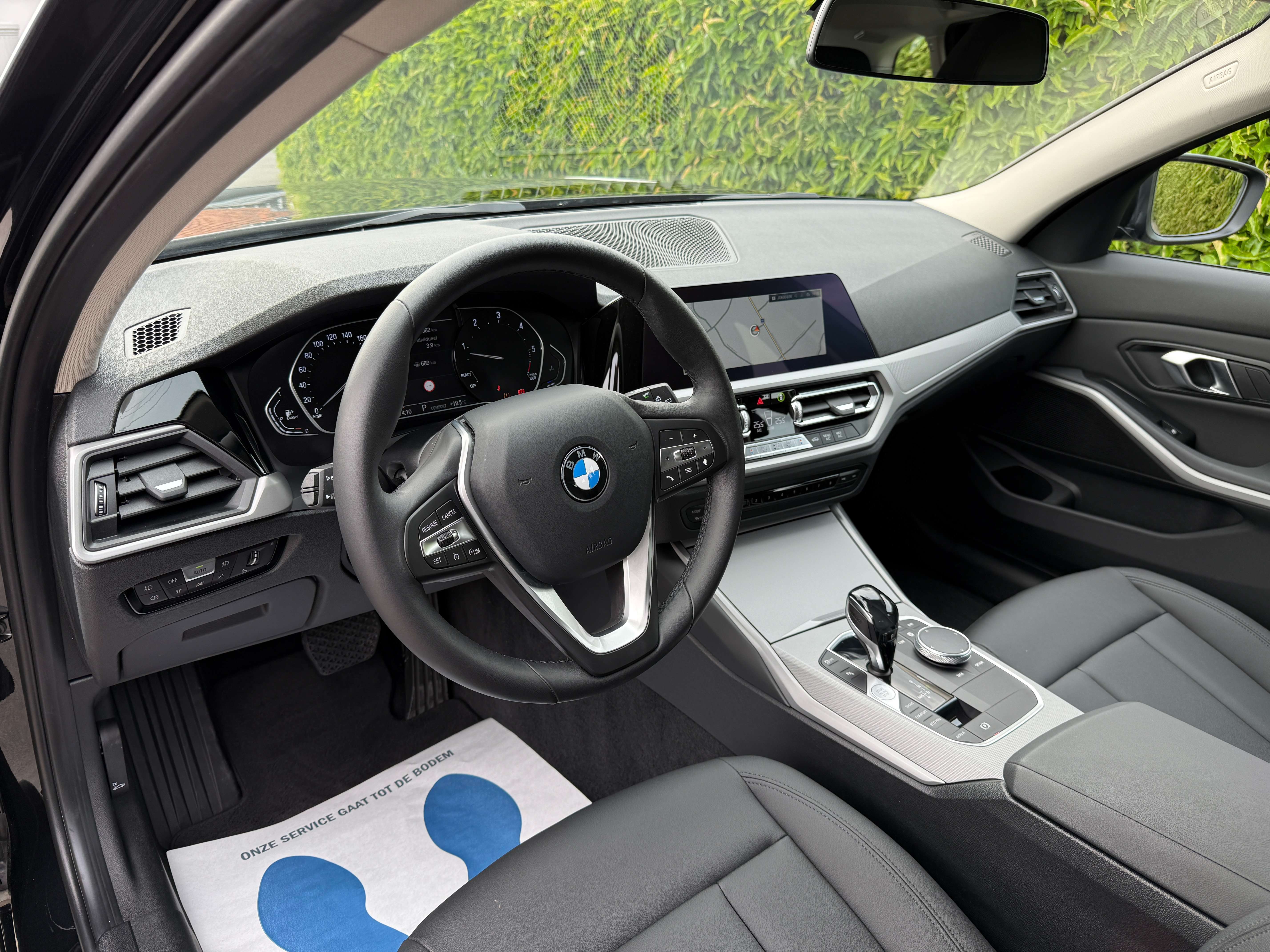 BMW 318 Touring dA MHEV *Carplay/Shadow line/Led/Leder* Garage Planckaert