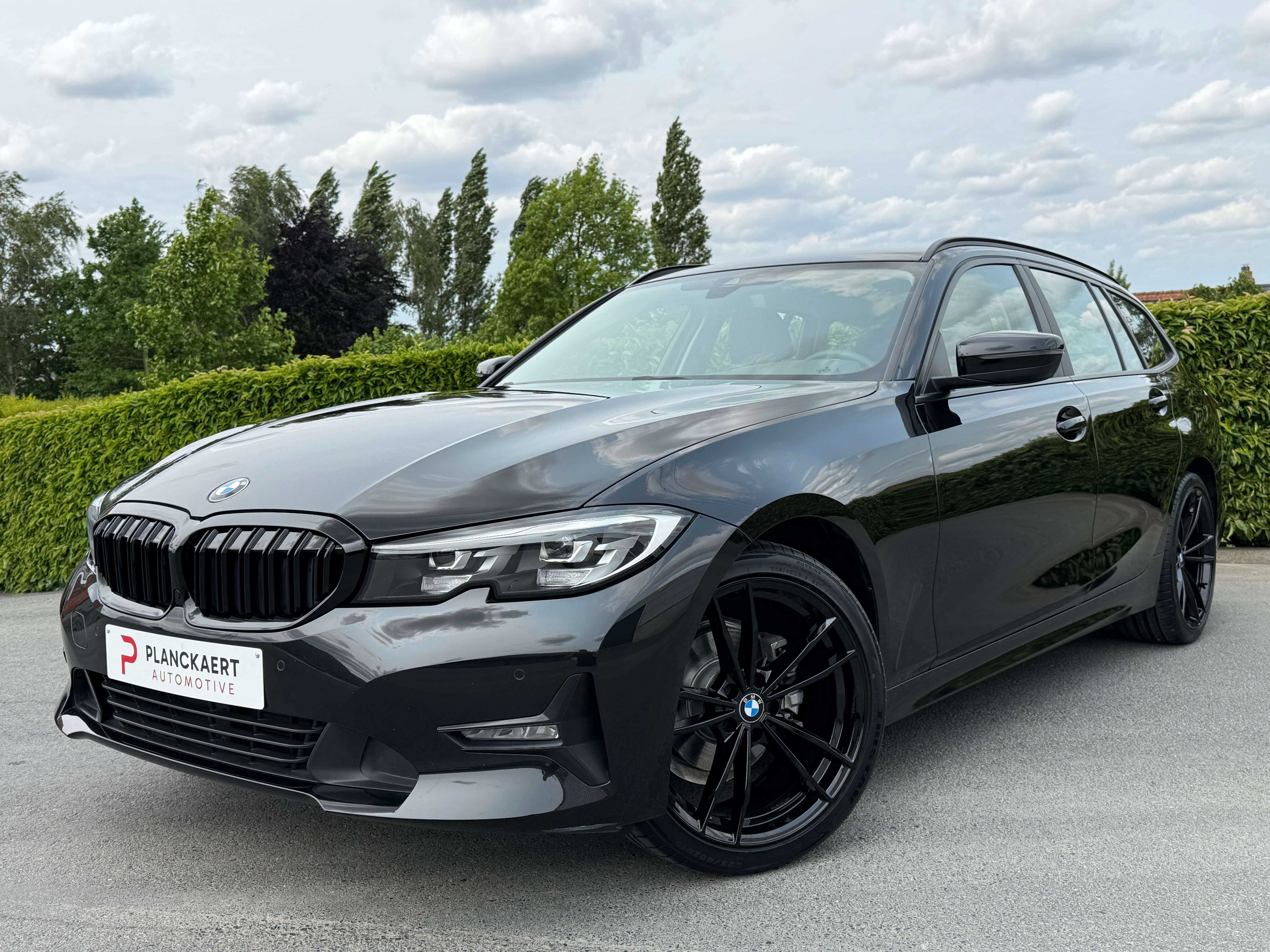 BMW 318 Touring dA MHEV *Carplay/Shadow line/Led/Leder* Garage Planckaert