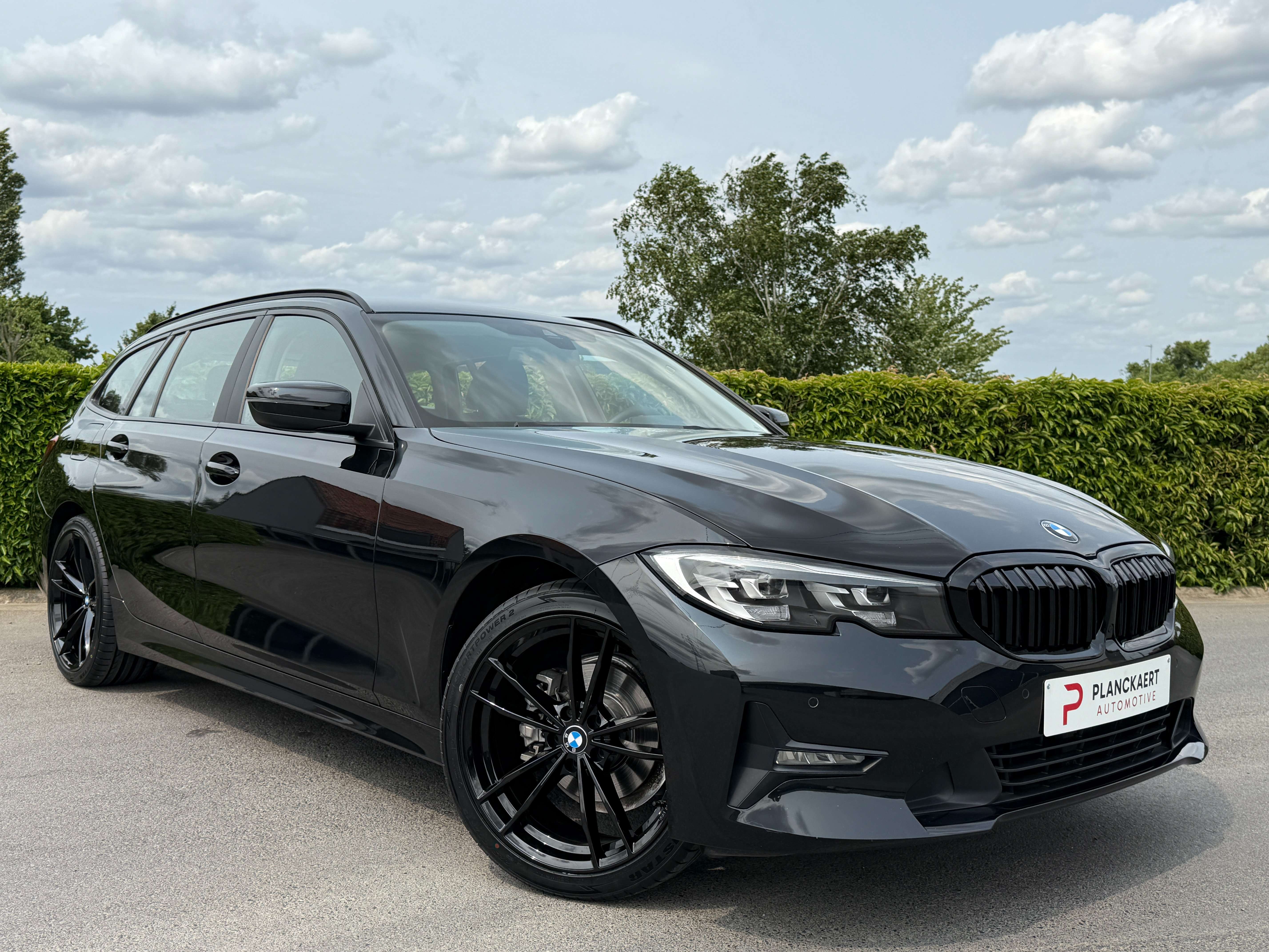 BMW 318 Touring dA MHEV *Carplay/Shadow line/Led/Leder* Garage Planckaert