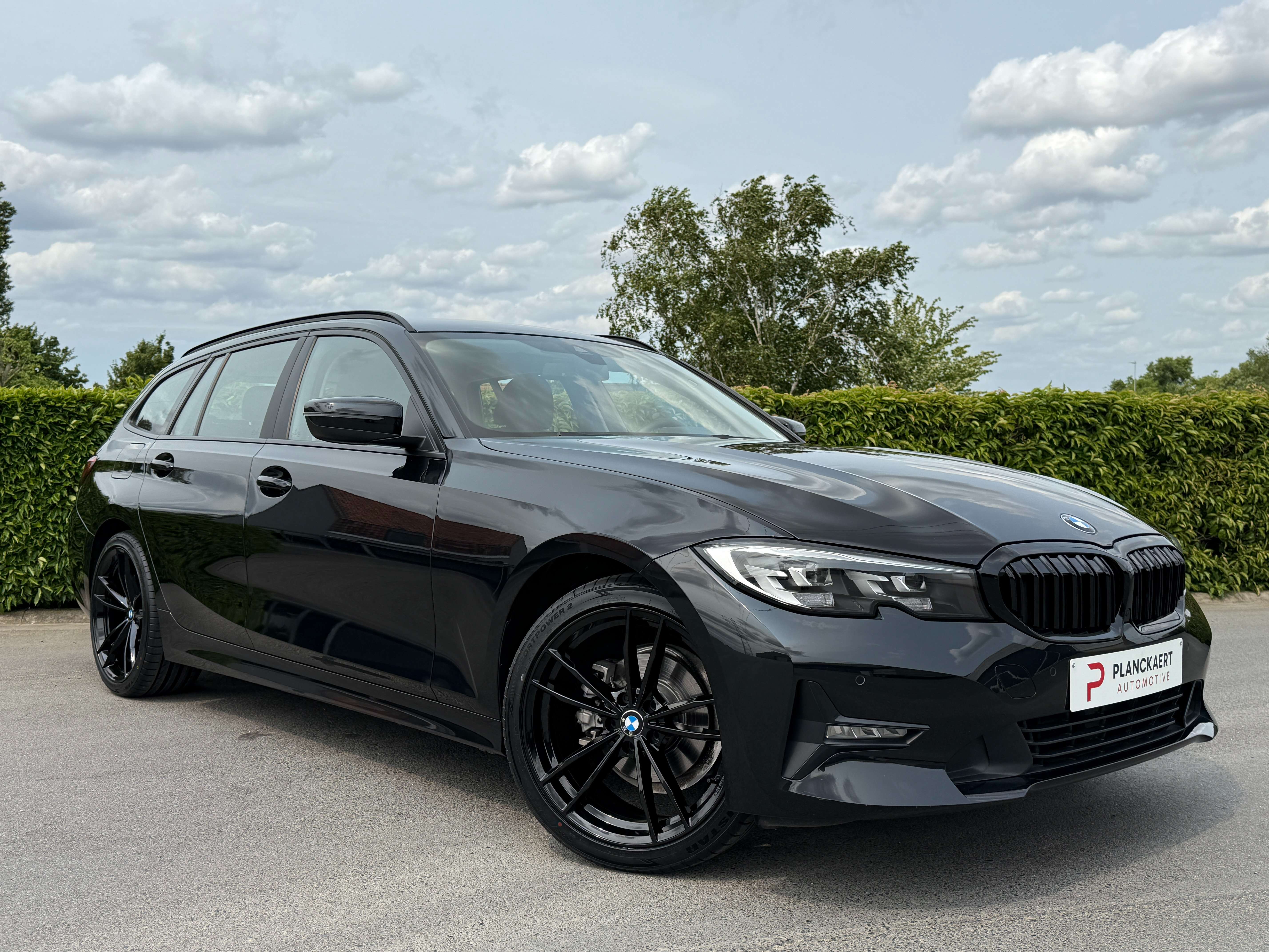 BMW 318 Touring dA MHEV *Carplay/Shadow line/Led/Leder* Garage Planckaert