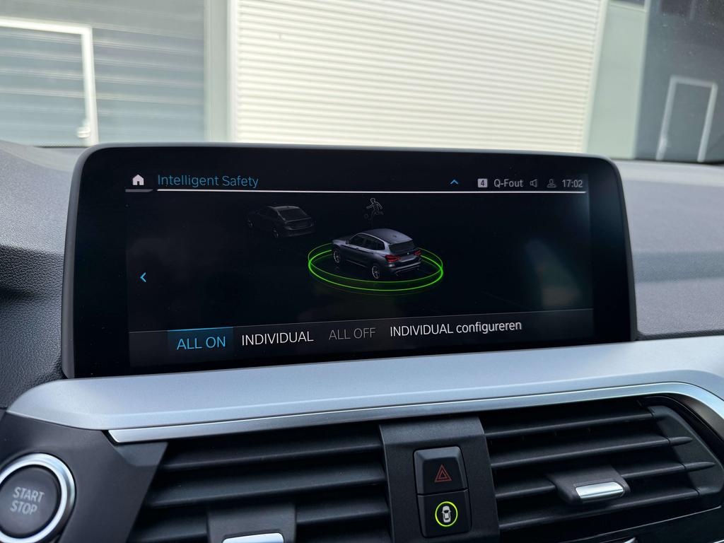 BMW X3 2.0iAS xDrive30e PHEV *Pano dak/Full Led/360°ca Garage Planckaert