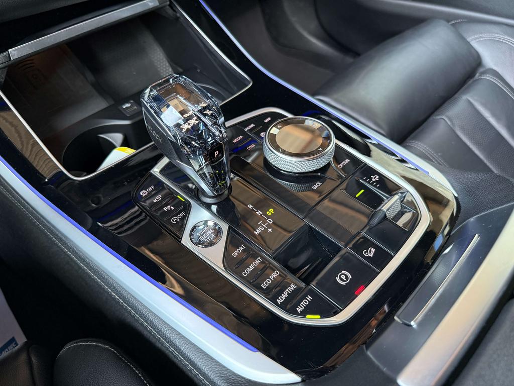 BMW X5 3.0 dAS xDrive30 *Carplay/Pano Dak/Sfeer/ 7 Zitpl! Garage Planckaert