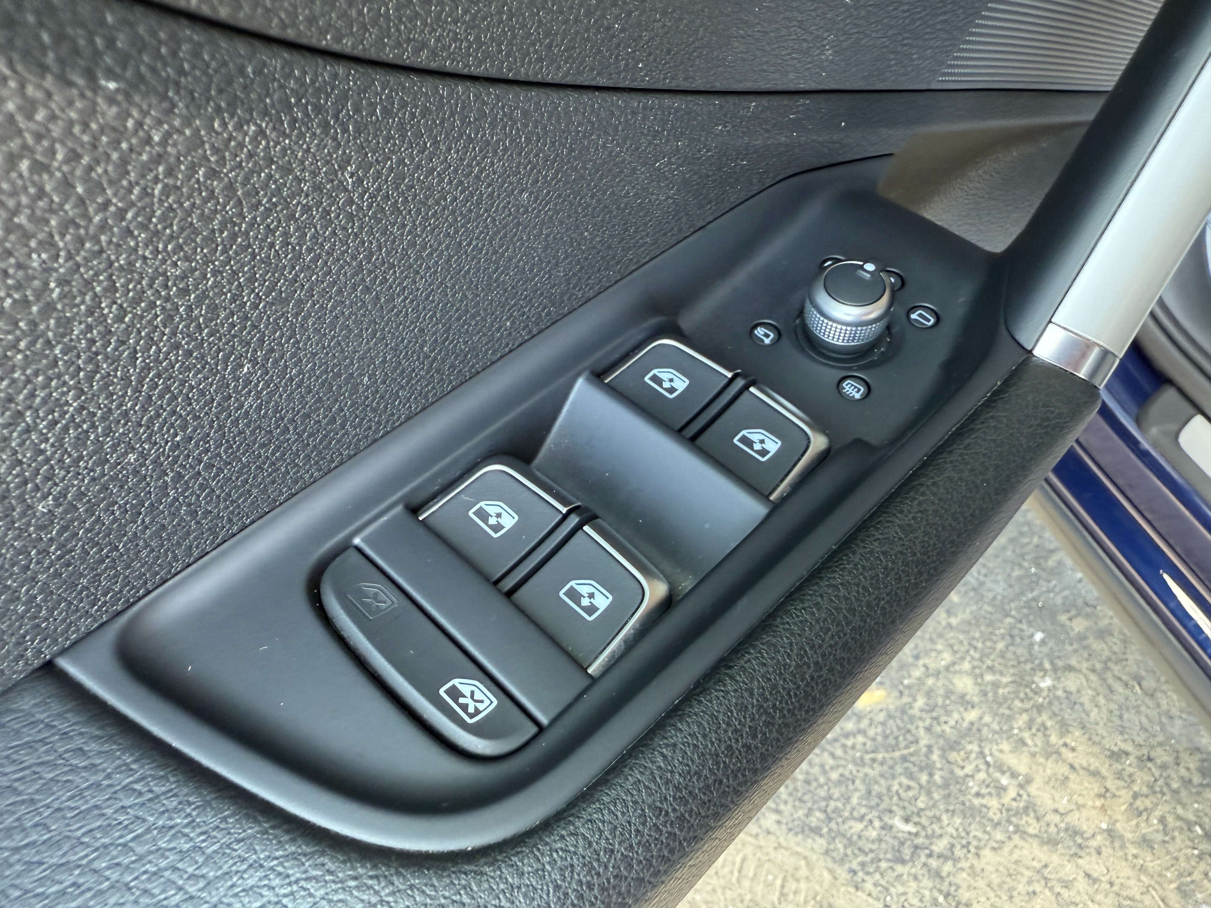 Audi Q2 Q2 30 TDI S tronic *Carplay/Camera/Leder/Trekhaak* Garage Planckaert