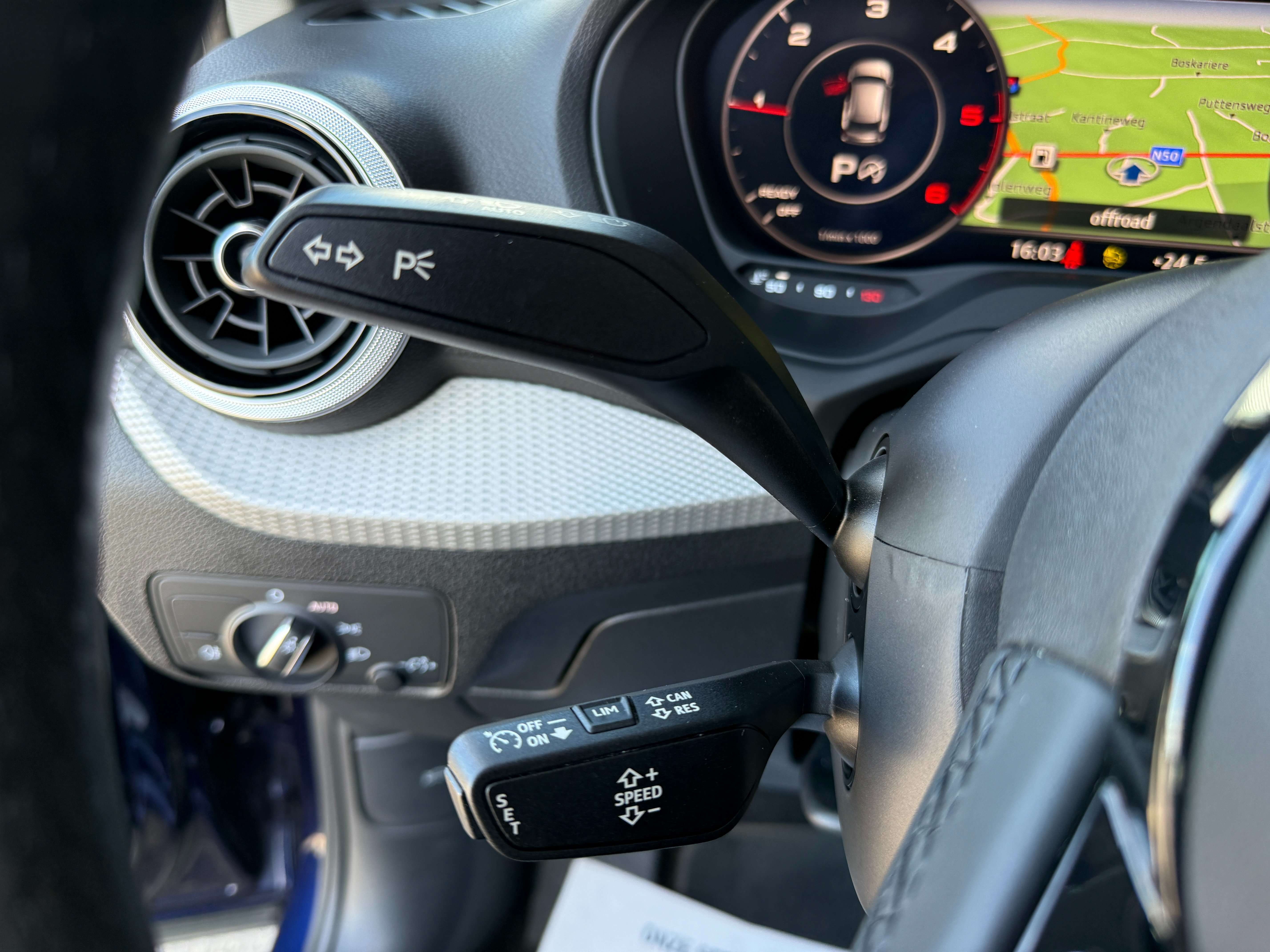 Audi Q2 Q2 30 TDI S tronic *Carplay/Camera/Leder/Trekhaak* Garage Planckaert