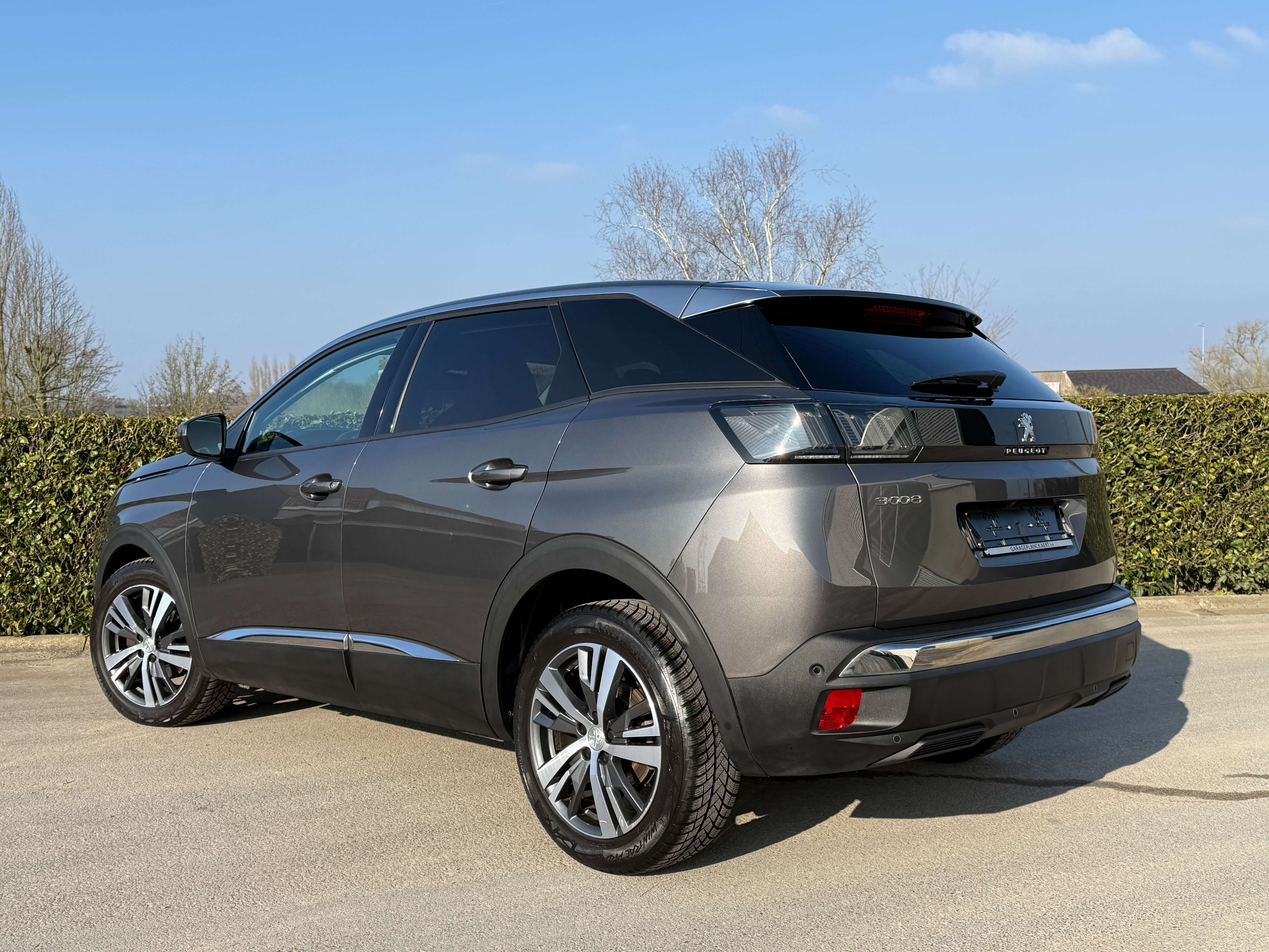 Peugeot 3008 Benzine 131pk Allure **Carplay/Camera/Pdc** Garage Planckaert