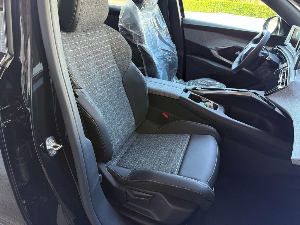 Peugeot 3008 Hybrid 145 e-DSC6 Allure *Carplay/360°Camera* Garage Planckaert