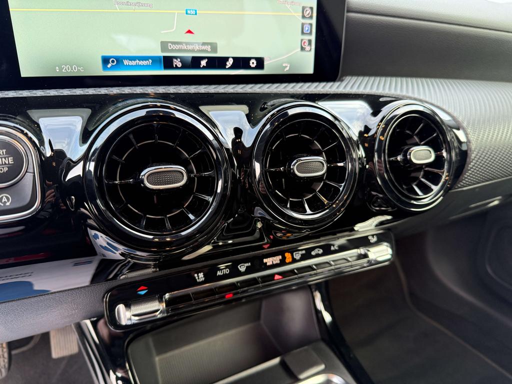 Mercedes-Benz A 160 Benzine *Carplay/Camera/Pdc/Cruise/Zetelverwarming Garage Planckaert