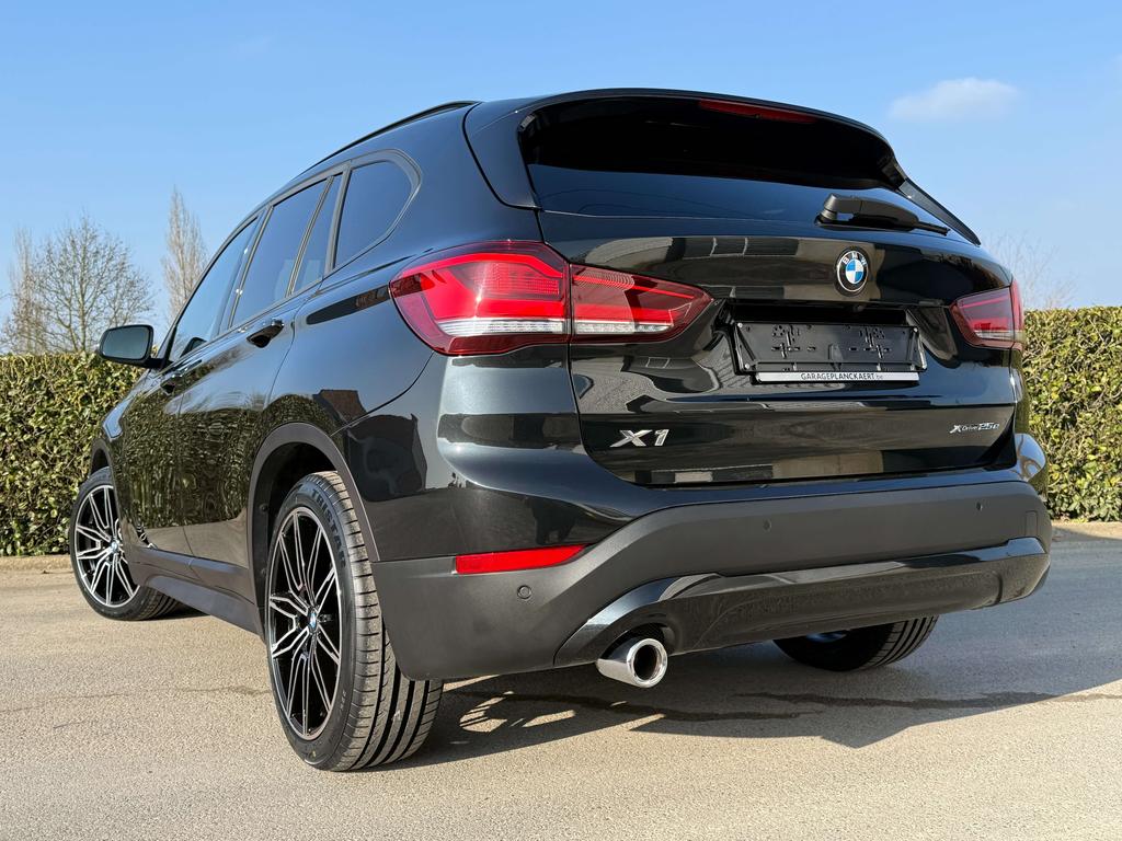 BMW X1 1.5iA xDrive25e PHEV *Head Up/Camera/Carplay* Garage Planckaert