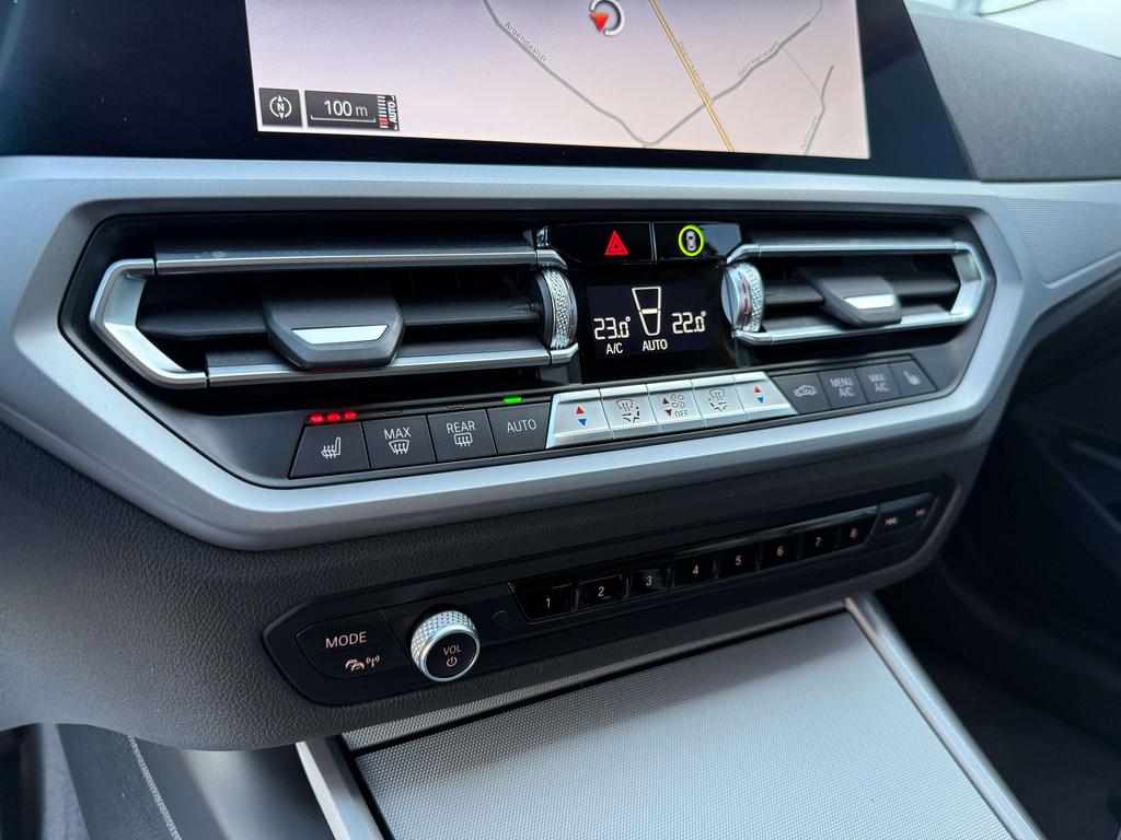 BMW 318 iA Touring Pdc/Carplay/Sportzetels/Virtual cockpit Garage Planckaert