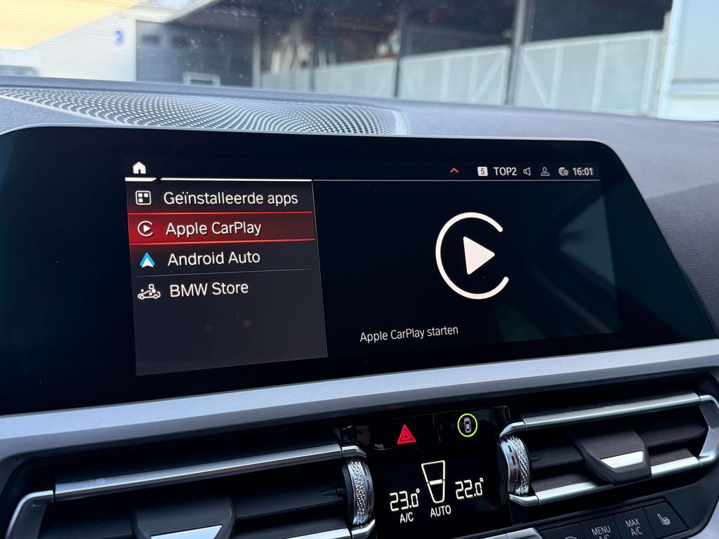 BMW 318 iA Touring Pdc/Carplay/Sportzetels/Virtual cockpit Garage Planckaert