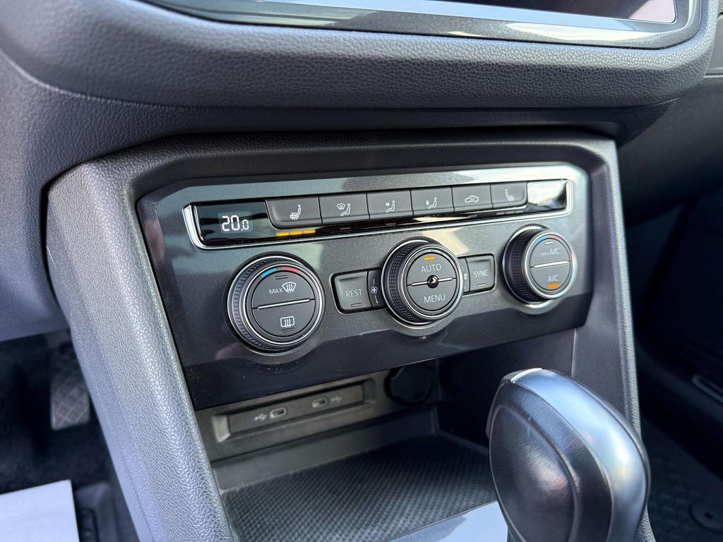 Volkswagen Tiguan Allspace 1.5 TSI DSG R-Line *Pano dak/Leder/Carplay/Camera* Garage Planckaert