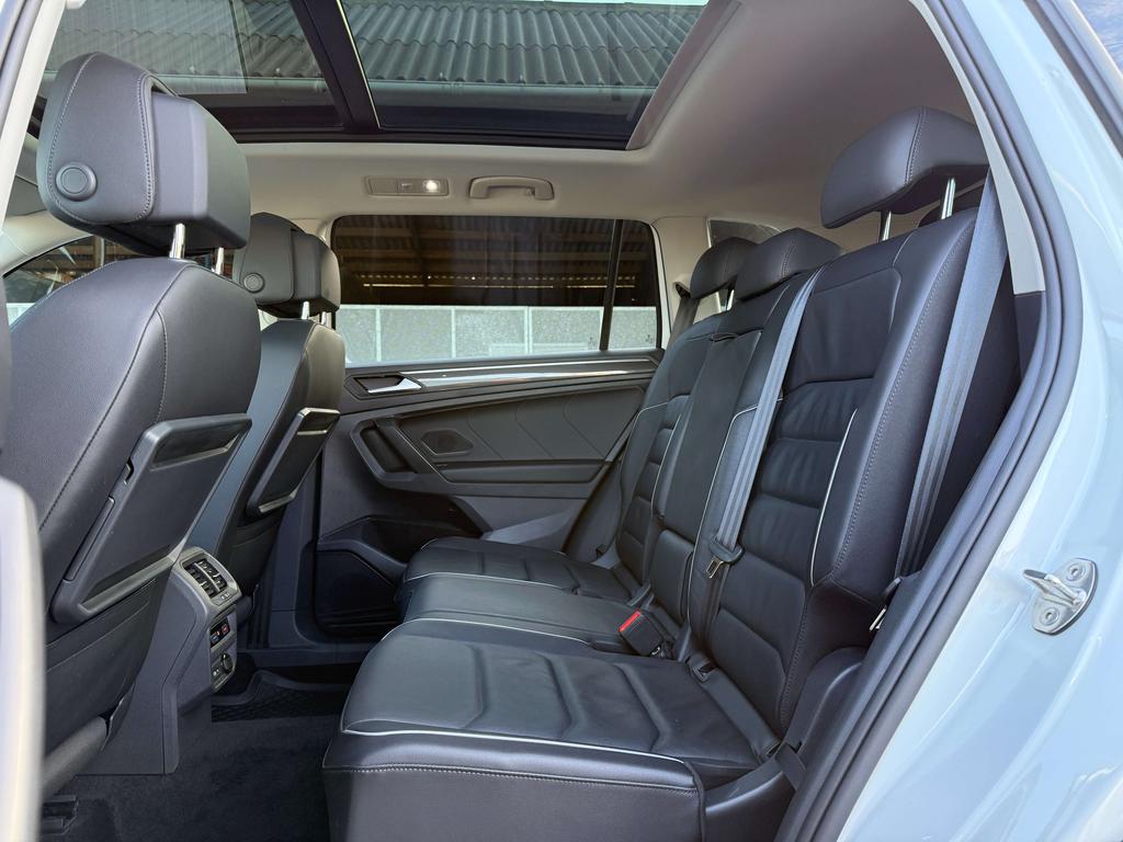 Volkswagen Tiguan Allspace 1.5 TSI DSG R-Line *Pano dak/Leder/Carplay/Camera* Garage Planckaert