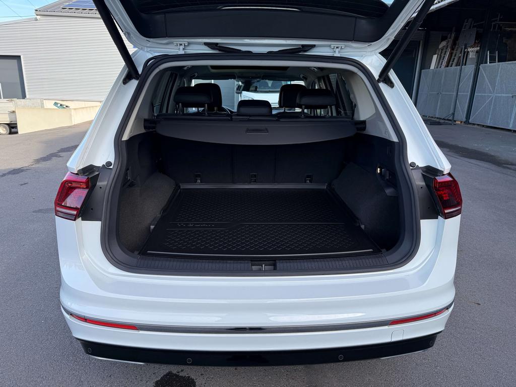 Volkswagen Tiguan Allspace 1.5 TSI DSG R-Line *Pano dak/Leder/Carplay/Camera* Garage Planckaert