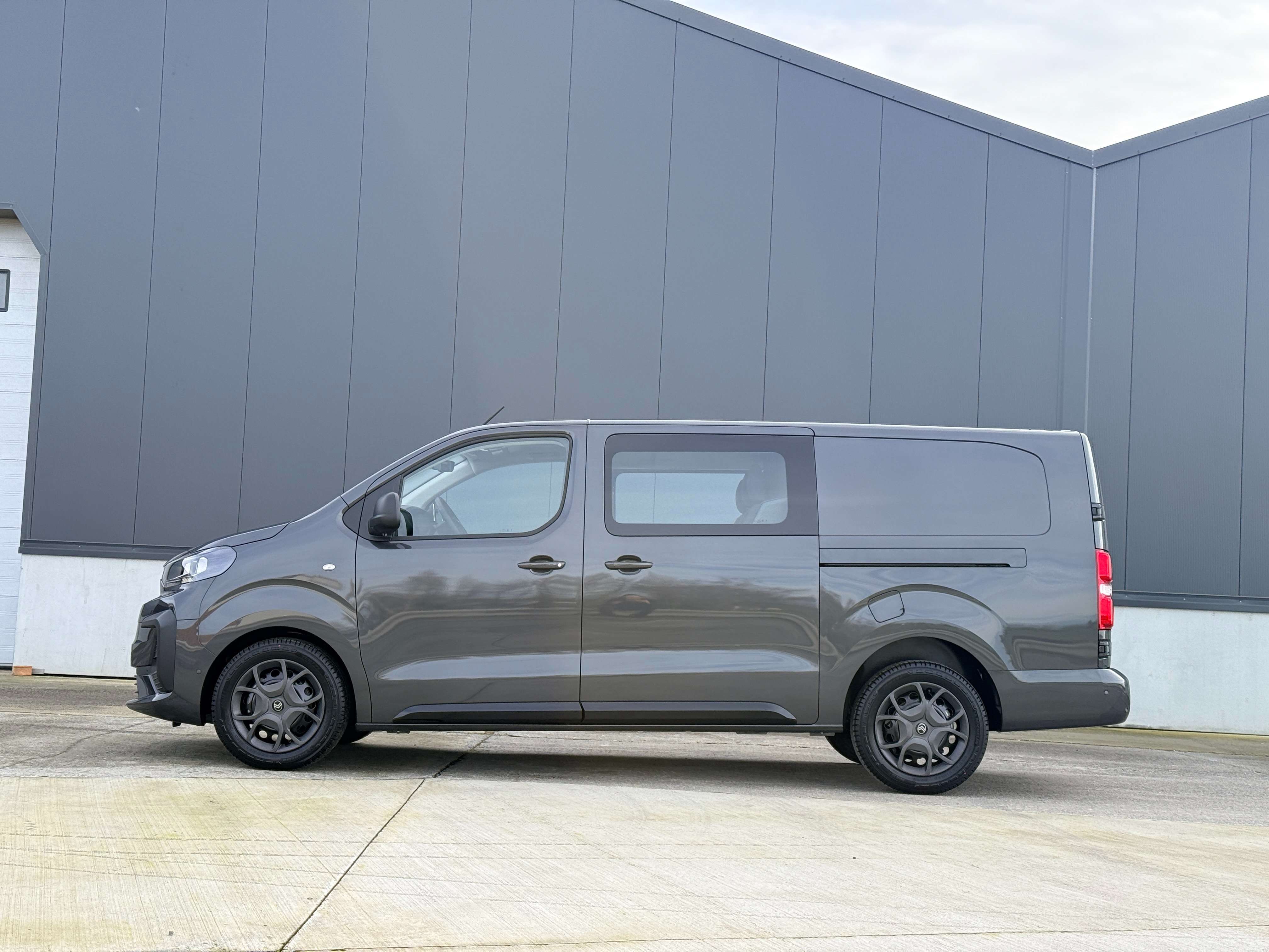 Citroen Jumpy 2.0 BlueHdi 180pk Automaat* Dubbele cabine / 6 Zit Garage Planckaert