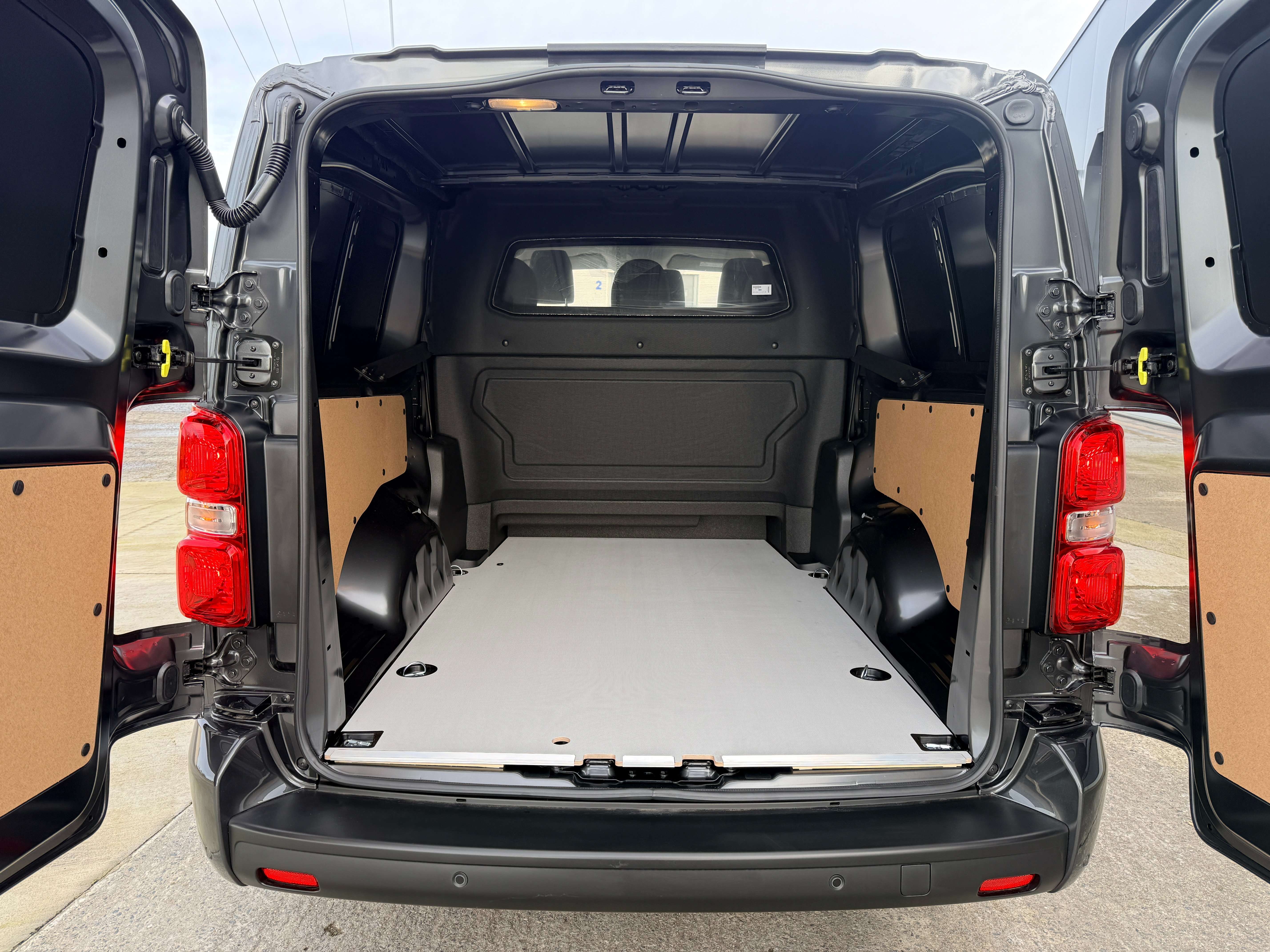 Citroen Jumpy 2.0 BlueHdi 180pk Automaat* Dubbele cabine / 6 Zit Garage Planckaert