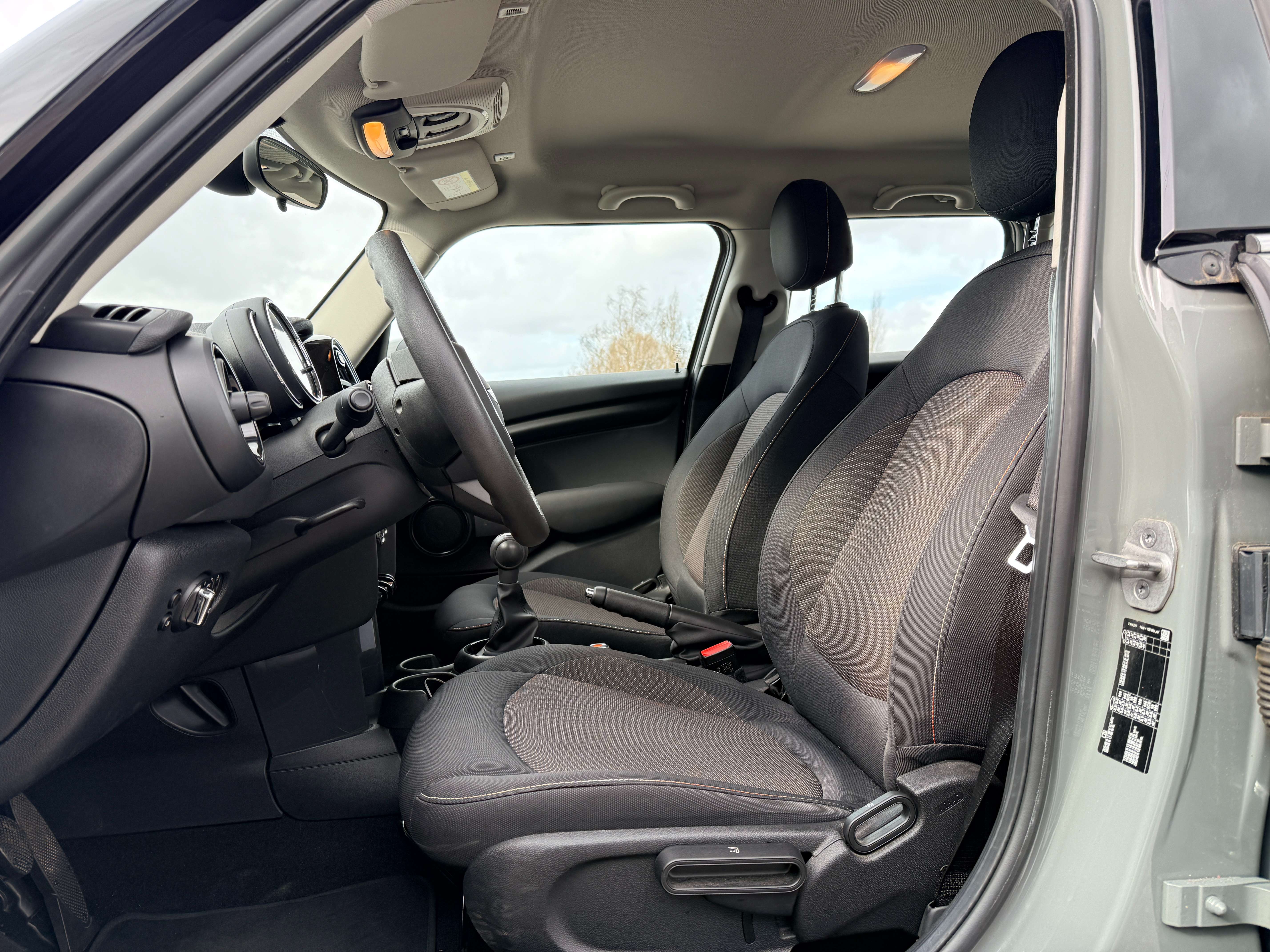 MINI One 1.5i Benzine 36.000km! * Moonwalk Grey * Garage Planckaert