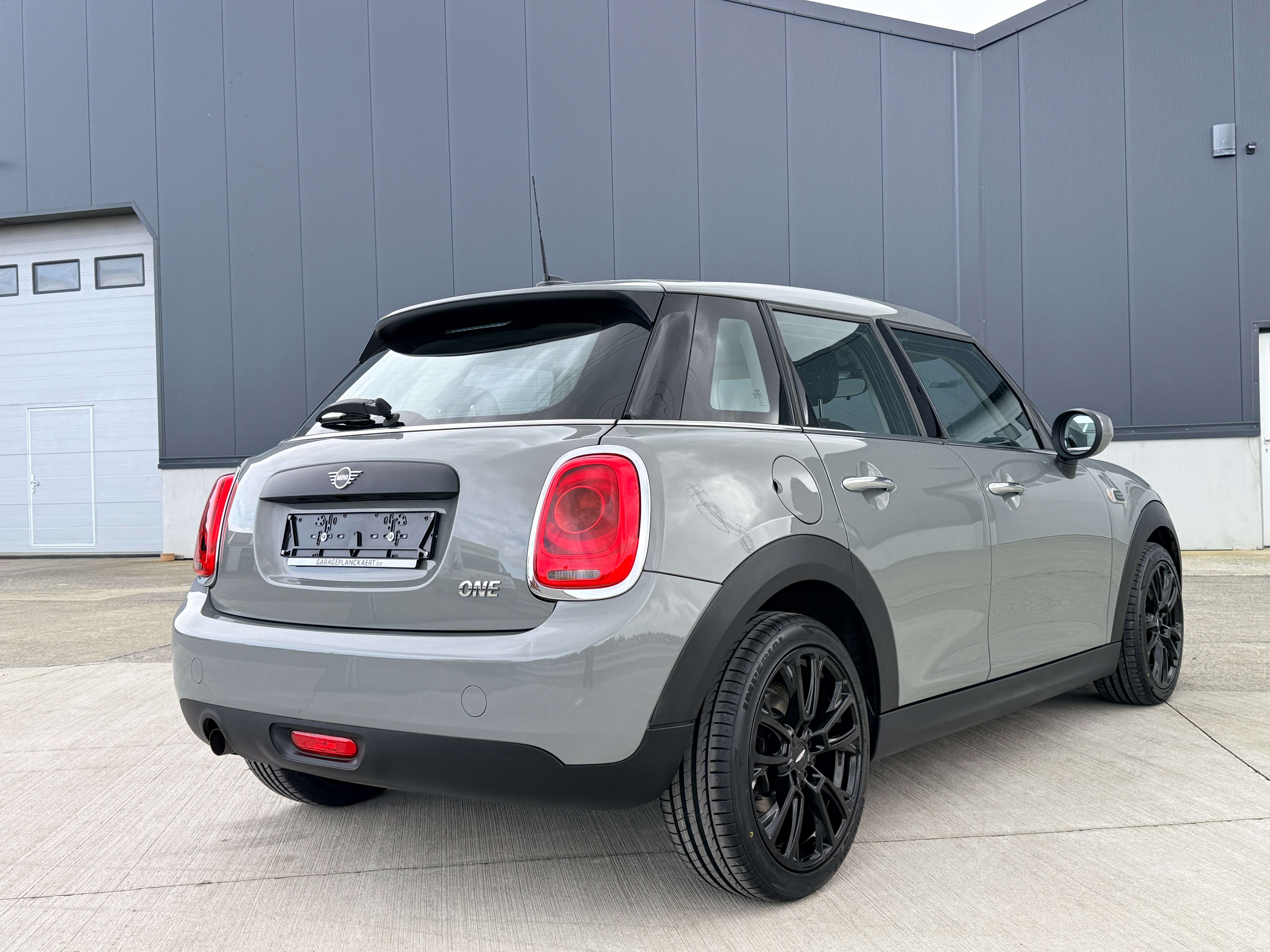 MINI One 1.5i Benzine 36.000km! * Moonwalk Grey * Garage Planckaert