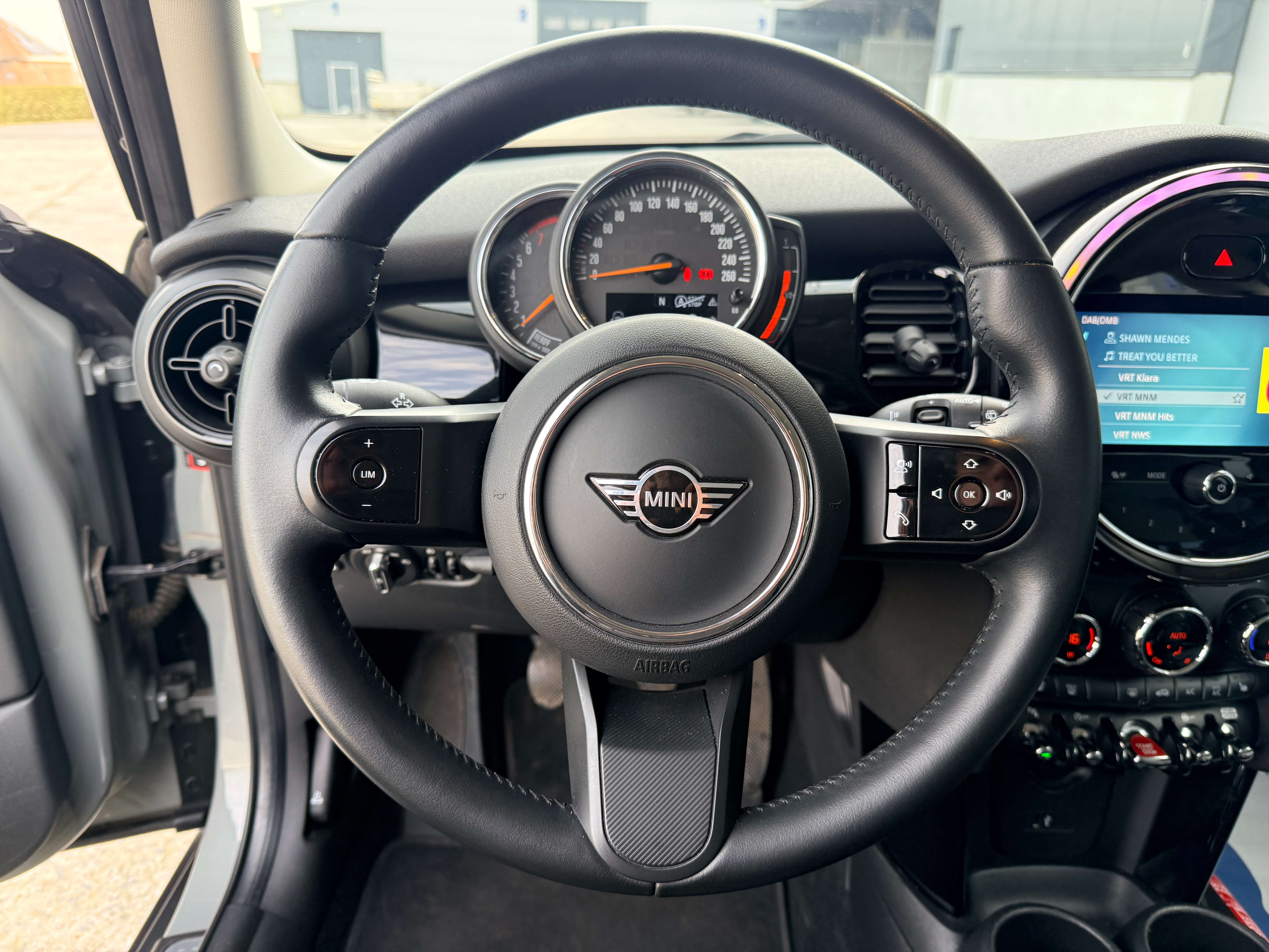 MINI One 1.5i Benzine  * Full Led/Pdc/Sportzetels/Topstaat* Garage Planckaert