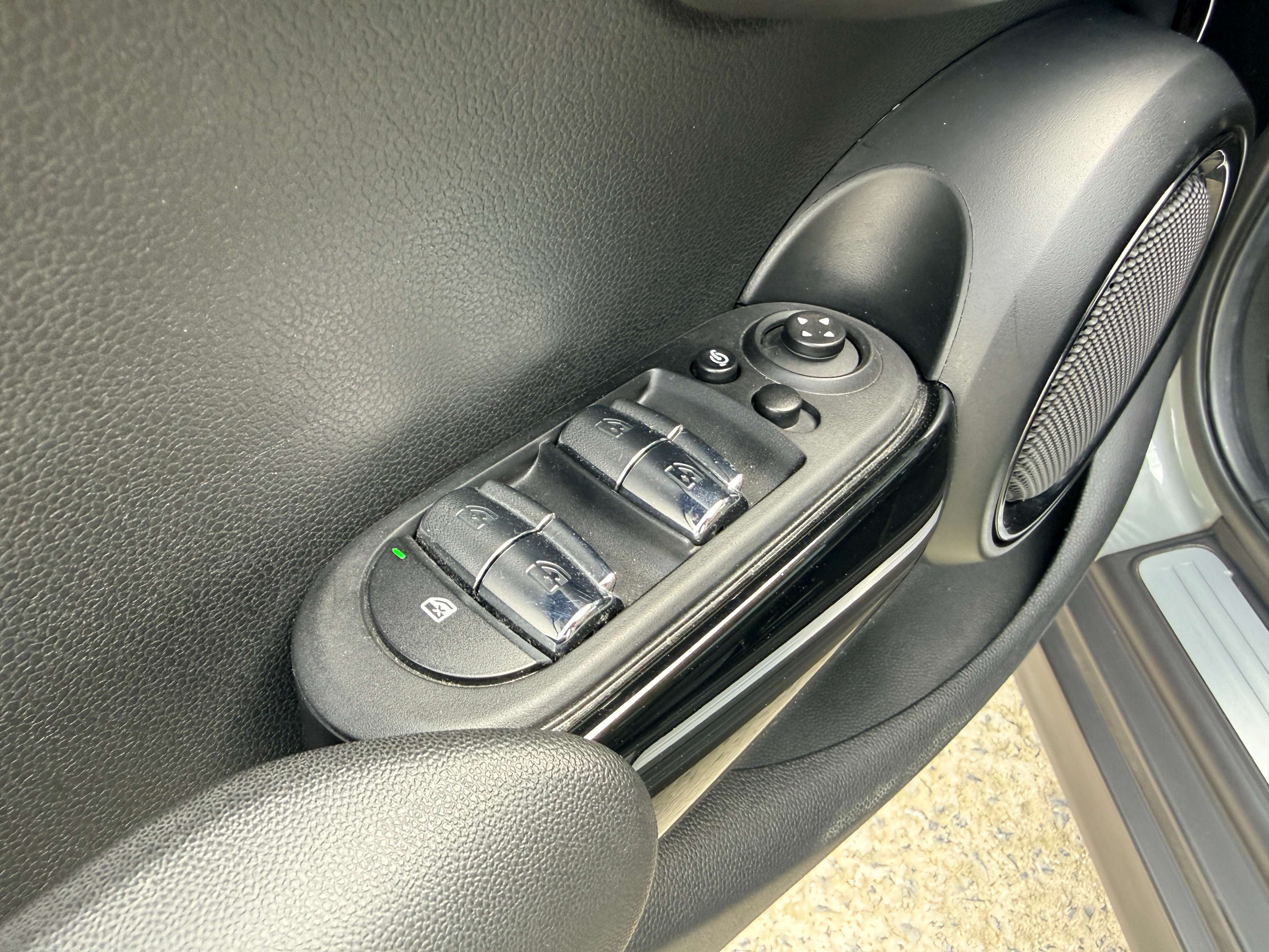 MINI One 1.5i Benzine  * Full Led/Pdc/Sportzetels/Topstaat* Garage Planckaert
