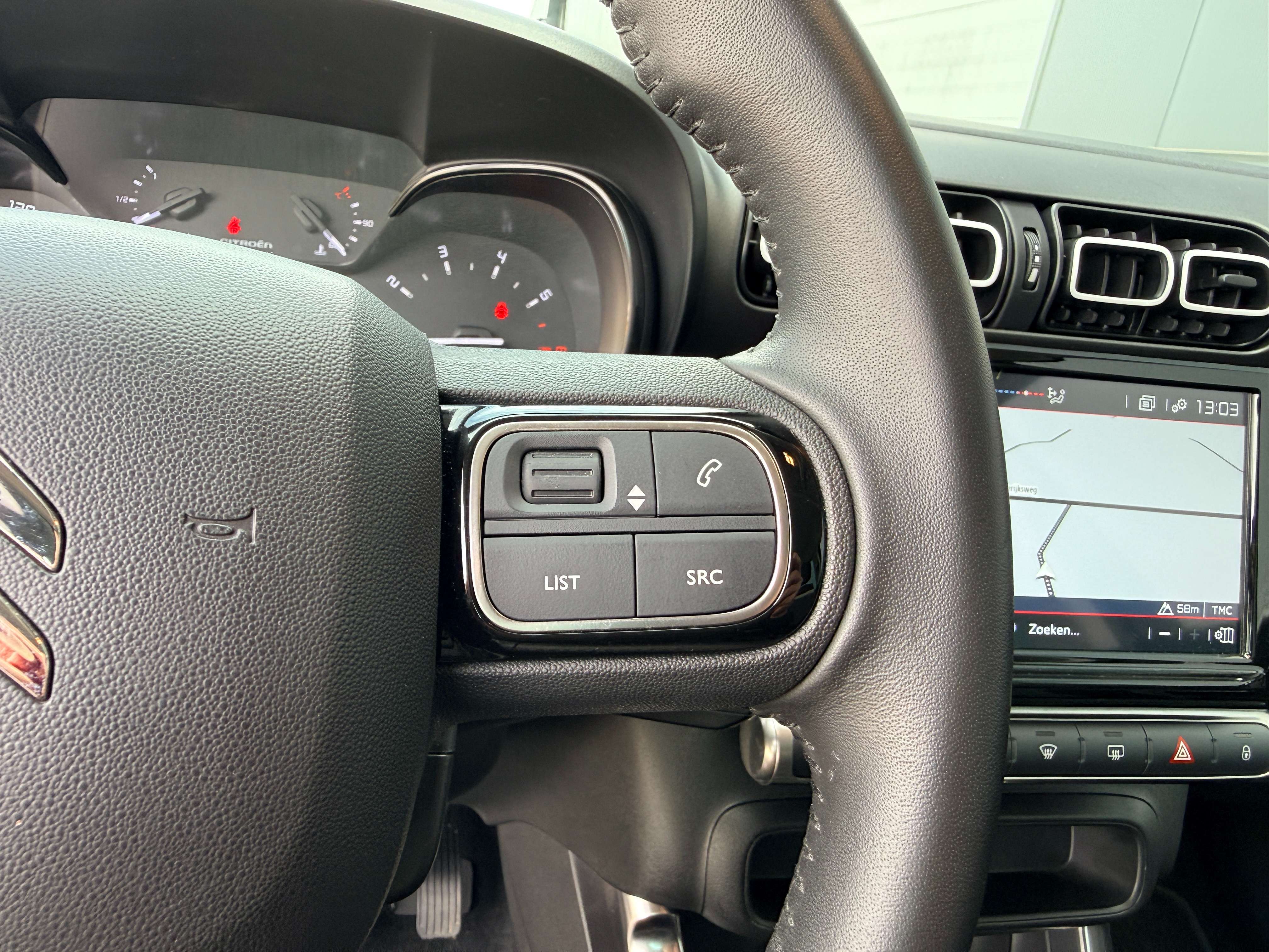 Citroen C3 Aircross 1.2i Benzine 110PK * GPS/ Camera / Carplay / 21.000km!* Garage Planckaert