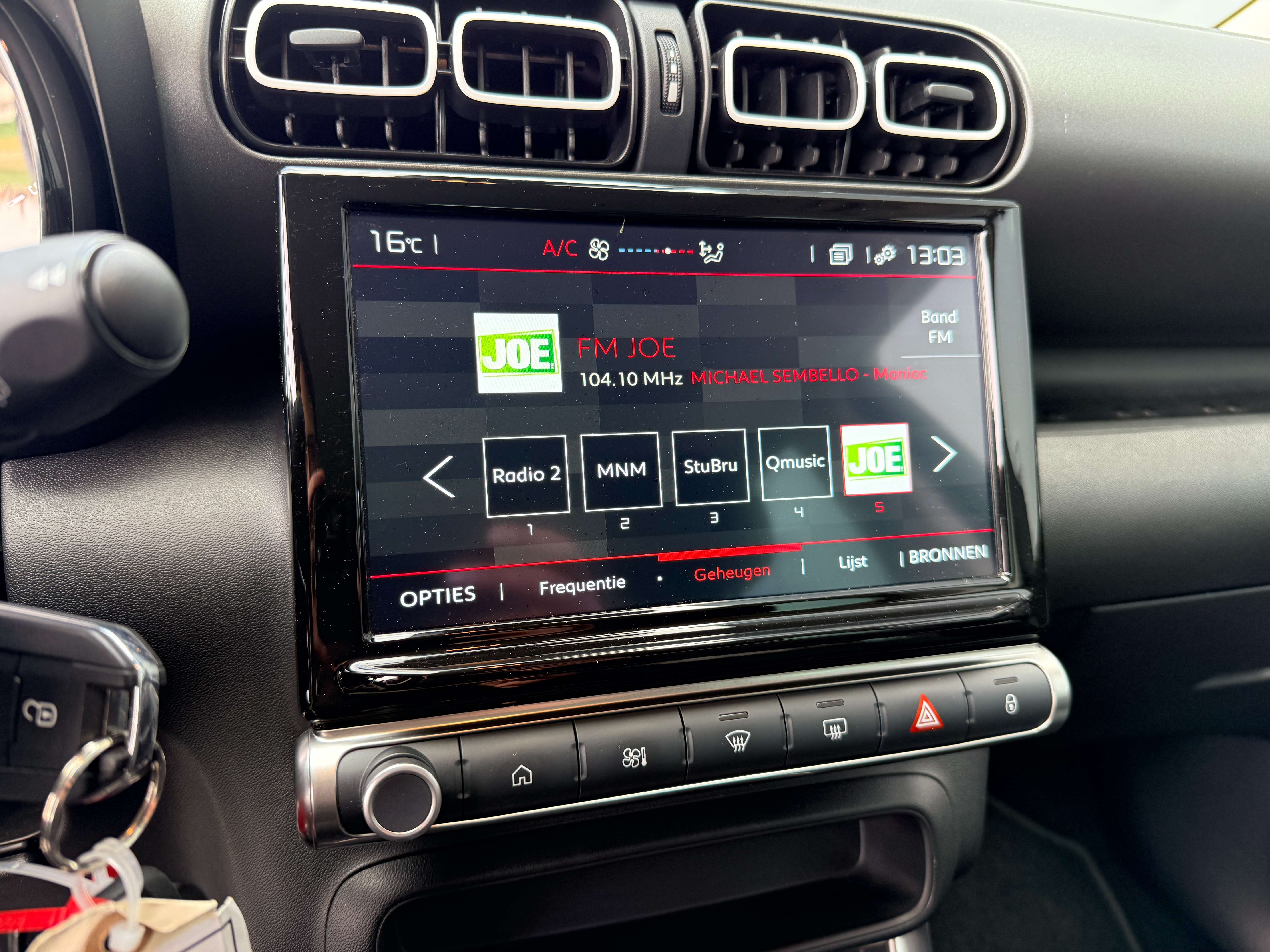 Citroen C3 Aircross 1.2i Benzine 110PK * GPS/ Camera / Carplay / 21.000km!* Garage Planckaert