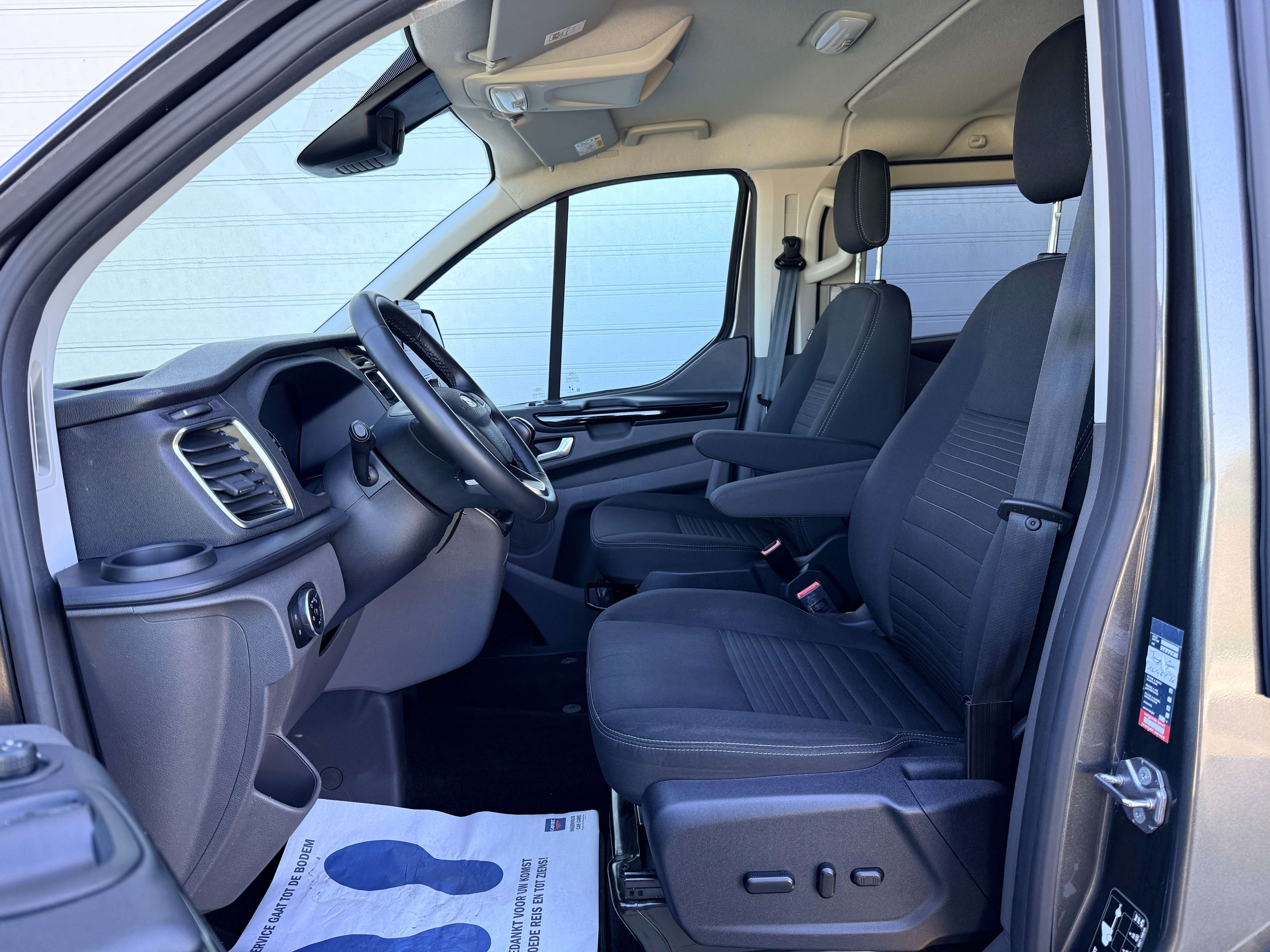 Ford Transit Custom 2.0 TDCi 170pk L2H1 Limited Multi use *5 zitplaatsen / Dubbele cabine / Topstaat* Garage Planckaert