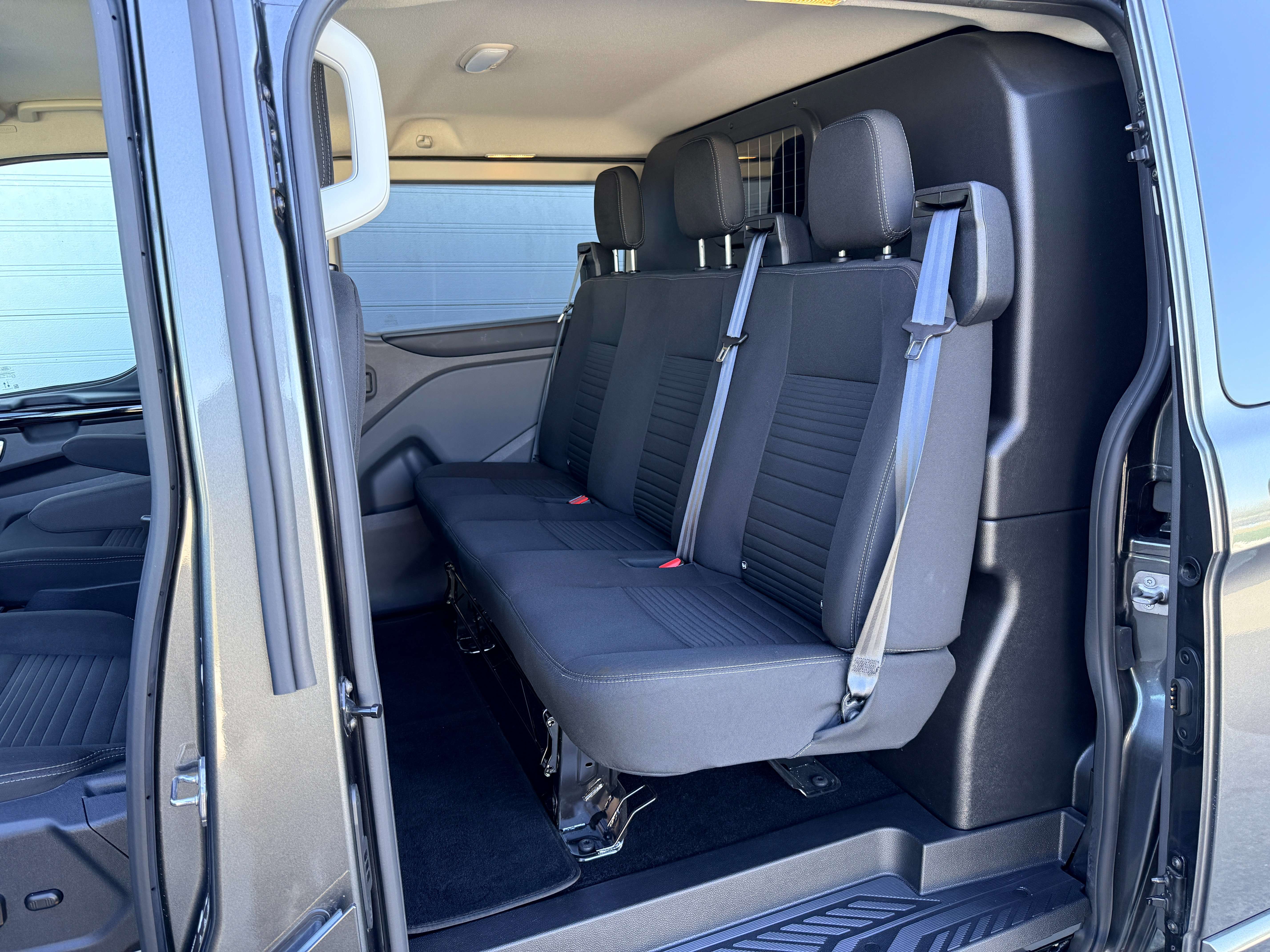 Ford Transit Custom 2.0 TDCi 170pk L2H1 Limited Multi use *5 zitplaatsen / Dubbele cabine / Topstaat* Garage Planckaert
